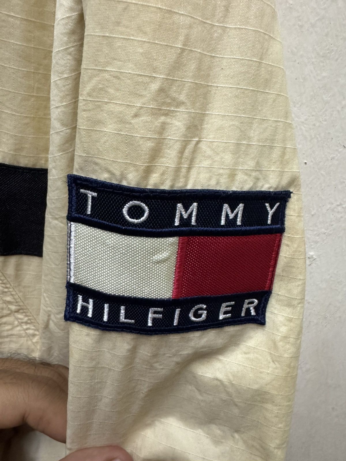 Tommy Hilfiger × Vintage Tommy Hilfiger Size US L / EU 52-54 / 3 - 2 Thumbnail