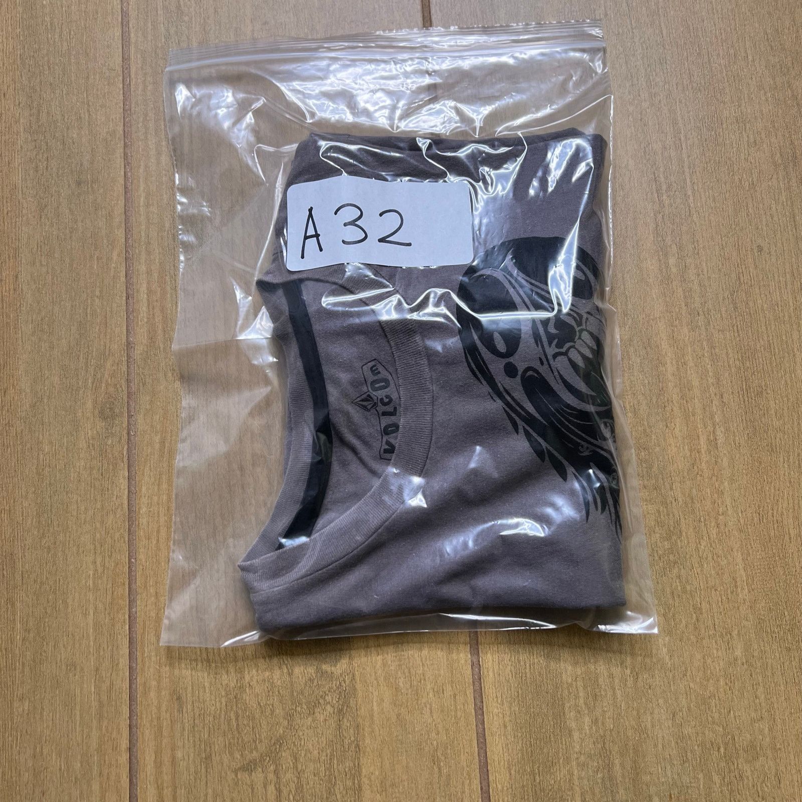 Volcom Y2K Volcom Featured Artist Sieben/Millard Collection L Size US L / EU 52-54 / 3 - 9 Thumbnail