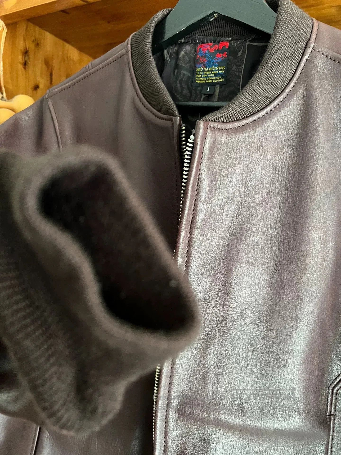 BRU NA BOINNE exquisite ma-1 flight jacket in cherry color. Size US M / EU 48-50 / 2 - 8 Thumbnail