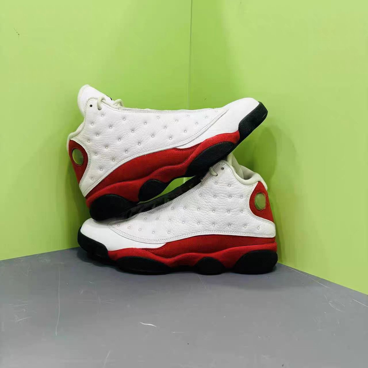 Jordan Brand Air Jordan 13 Mid Top Basketball Shoes K15 Size US 9.5 / EU 42-43 - 5 Thumbnail