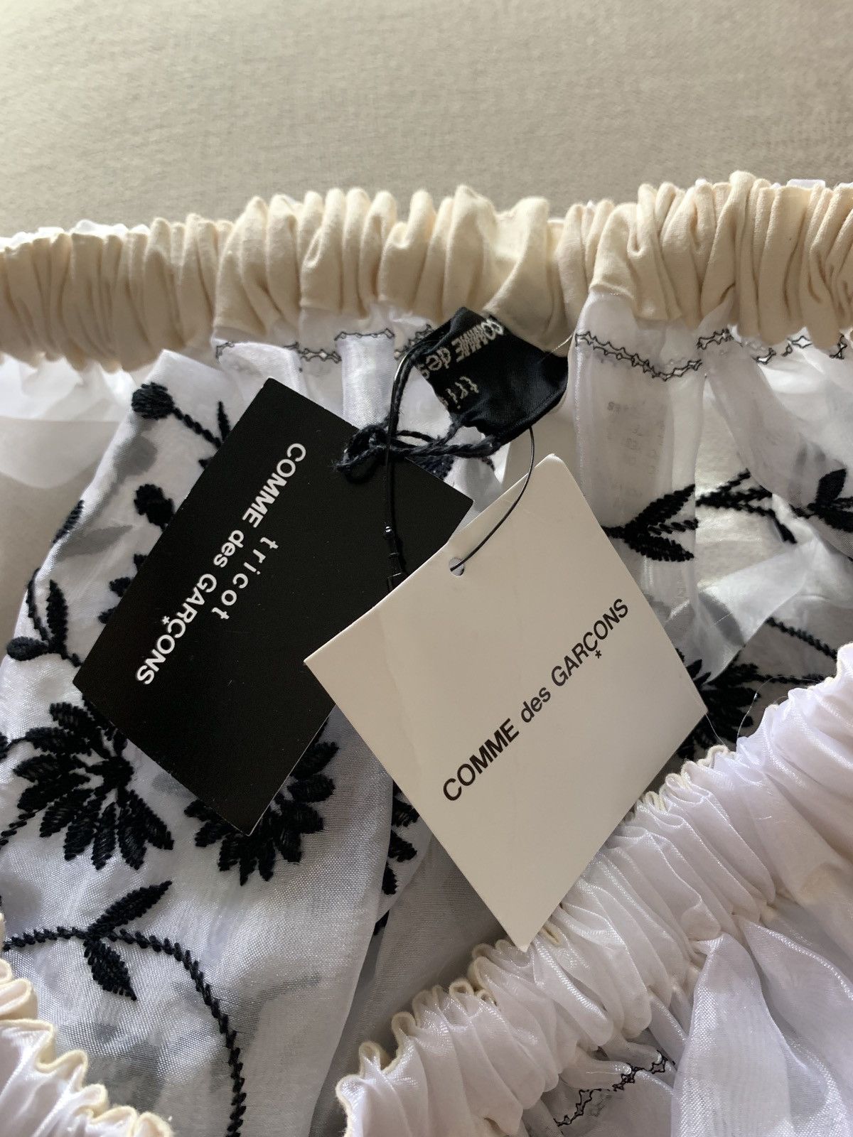 Tricot Comme des Garcons Tricot Comme des Garçons Sheet Skirt Size 27" / US 4 / IT 40 - 5 Thumbnail