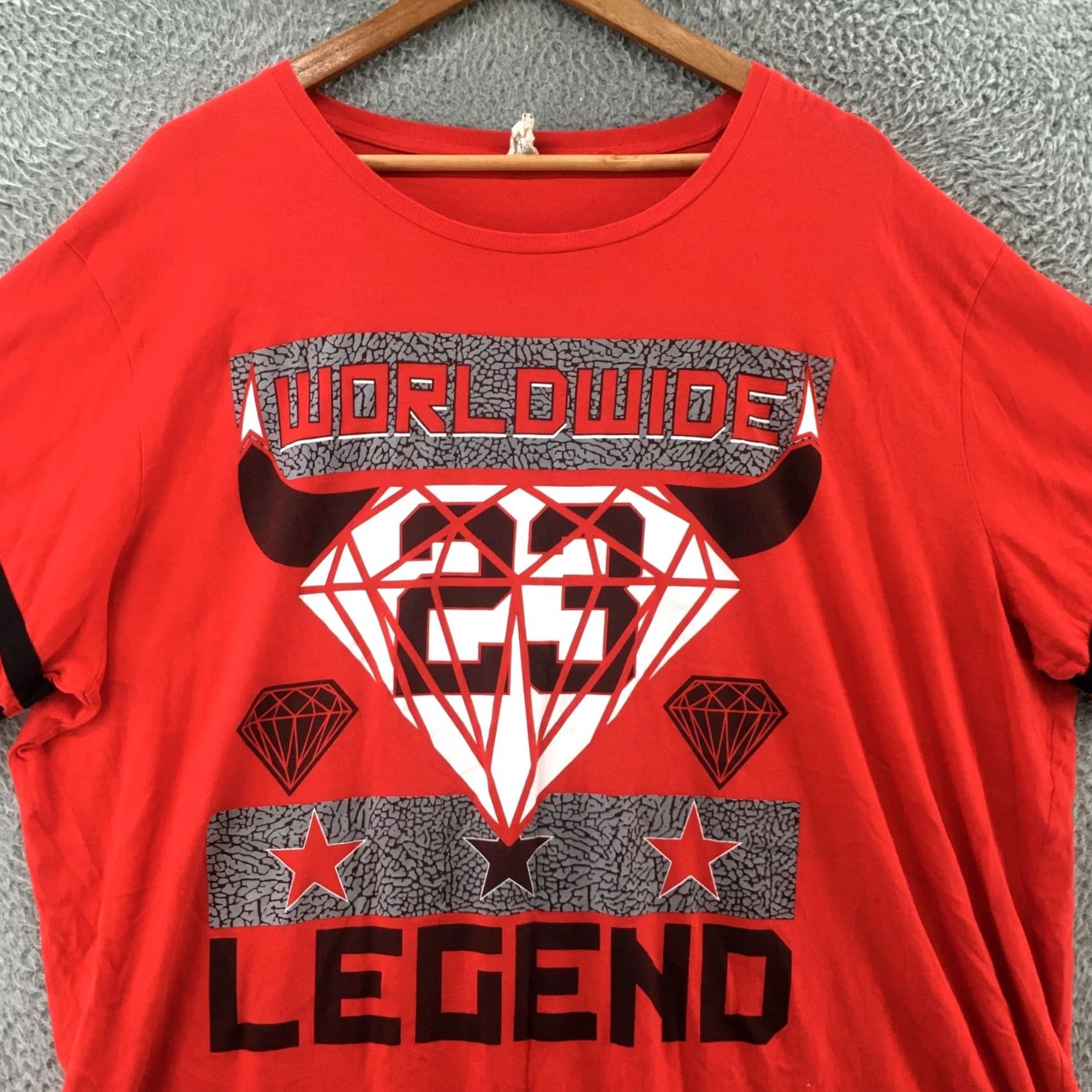 Jordan Brand Chicago Bulls Michael Jordan Worldwide 23 Legend Tee T-Shirt Women 3X Red Cotton Size XXL / US 16-18 / IT 52-54 - 2 Thumbnail