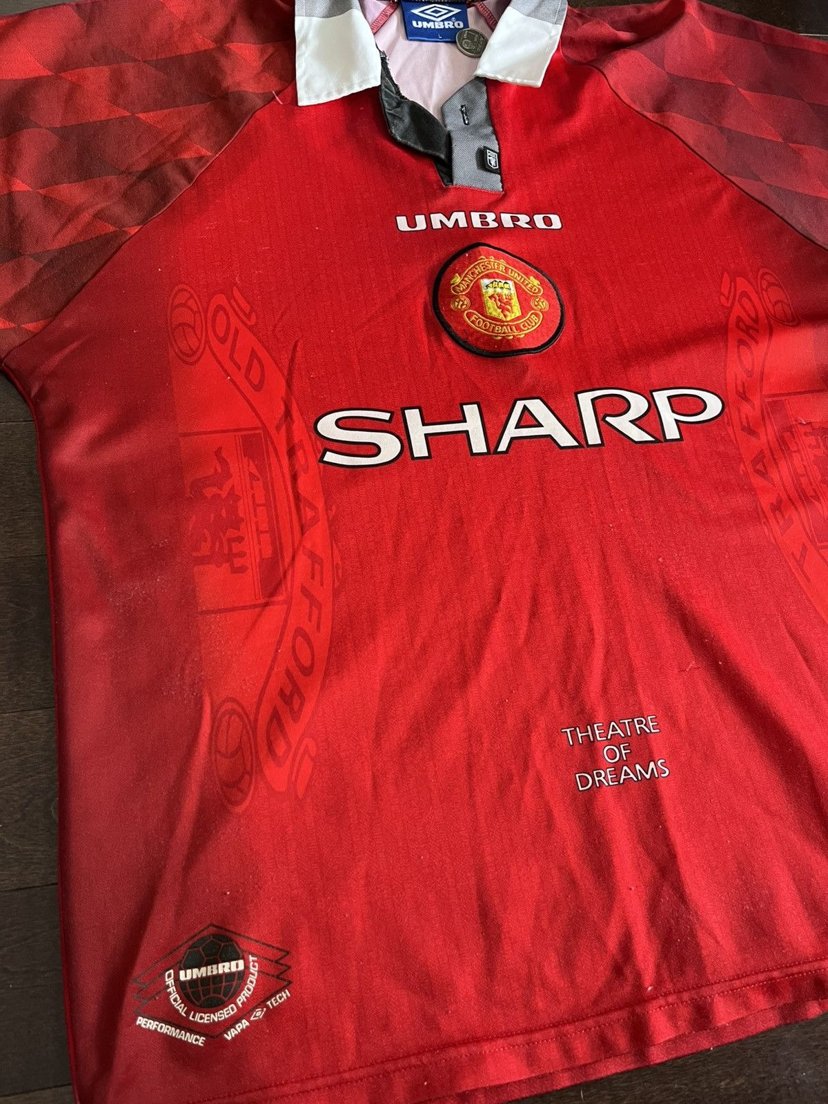 Umbro Vintage Manchester United 1996-1998 Umbro Football Kit Sz L Size US L / EU 52-54 / 3 - 2 Thumbnail