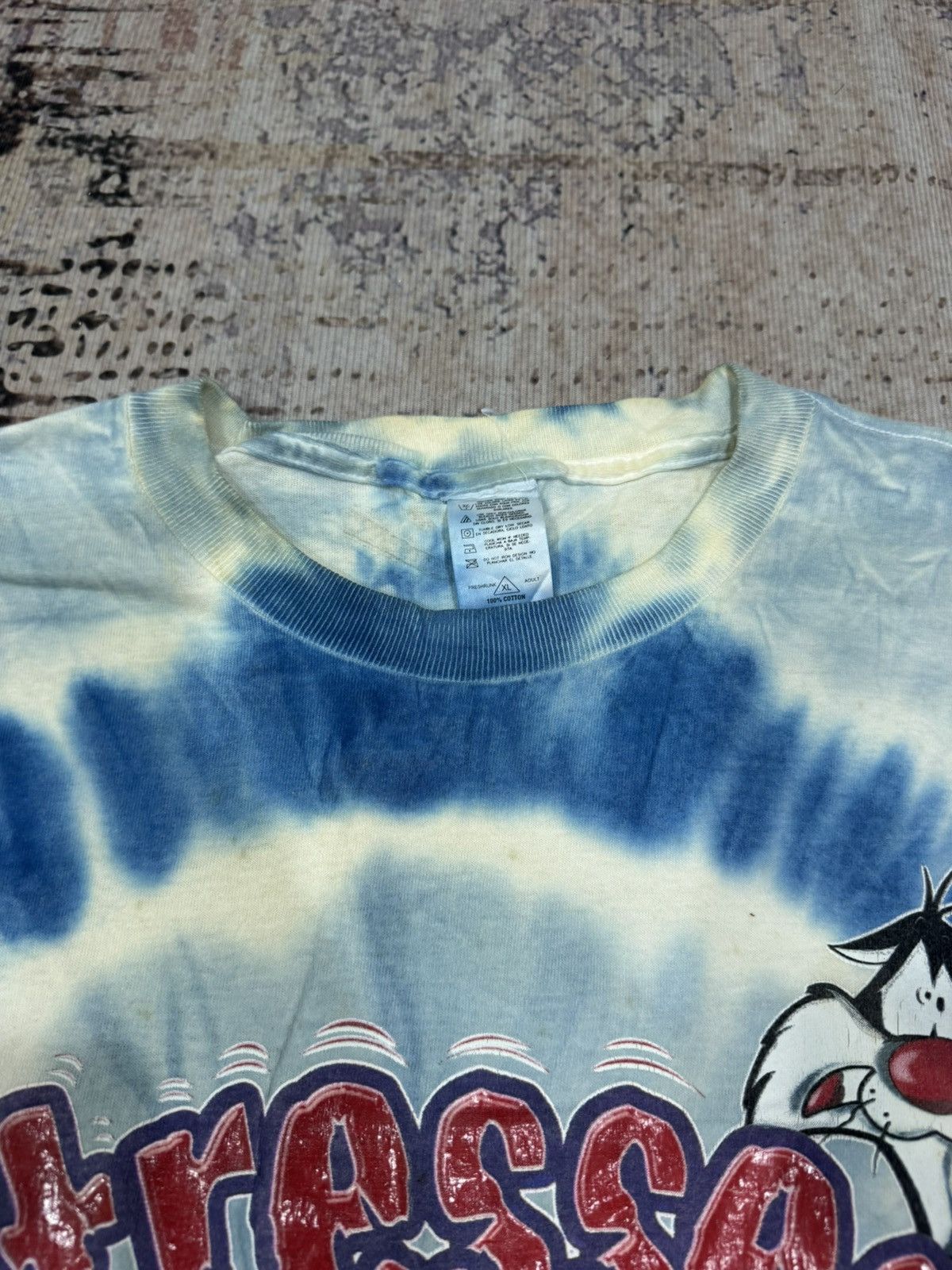 Vintage vintage 1998 TWEETY vs slyvester looney tune tee Size US XL / EU 56 / 4 - 5 Thumbnail