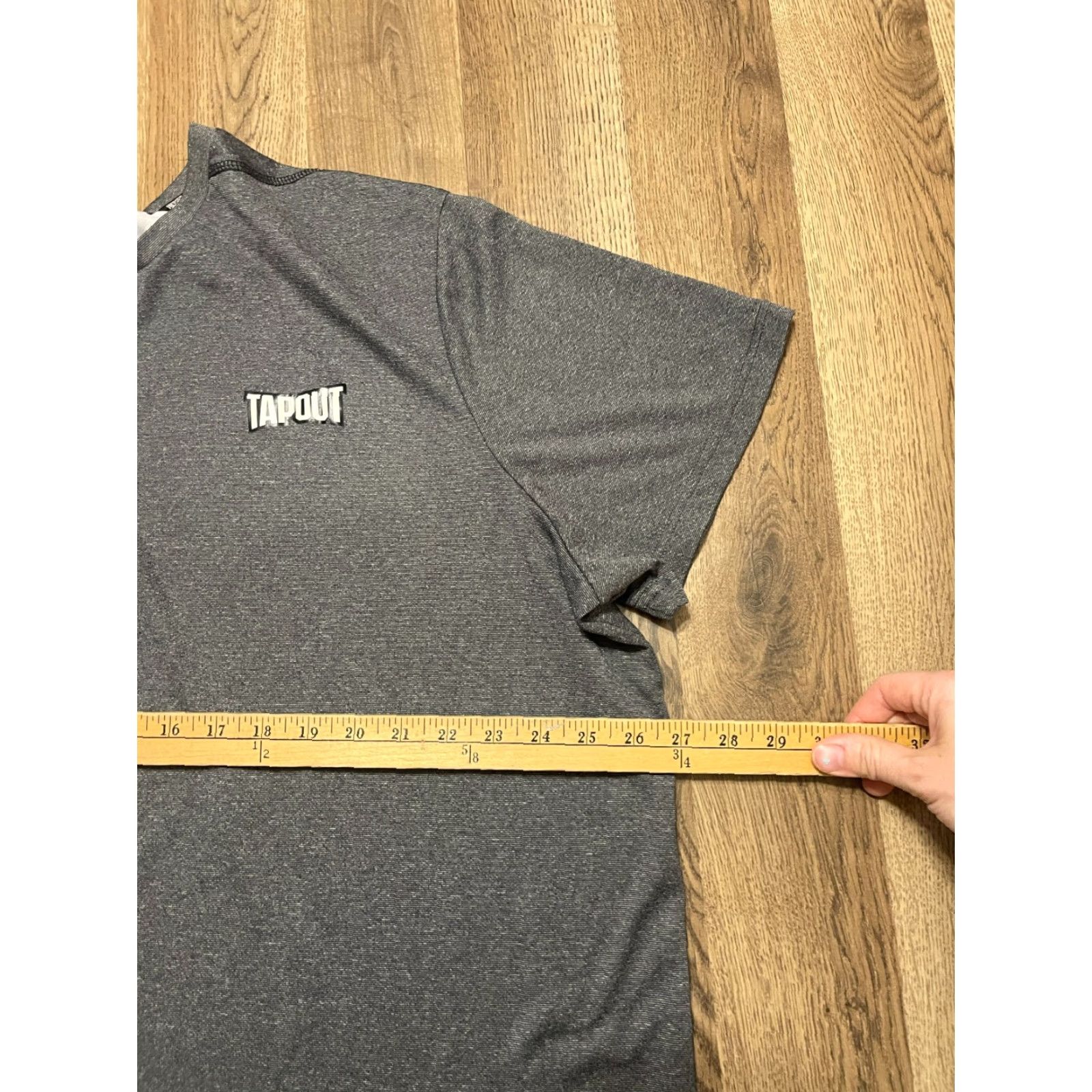 Tapout **Tapout Men's XXL Gray Short Sleeve T-Shirt** User: **Tapout Men's Size XXL Gray Short Sleeve Shirt** Size US XXL / EU 58 / 5 - 7 Thumbnail