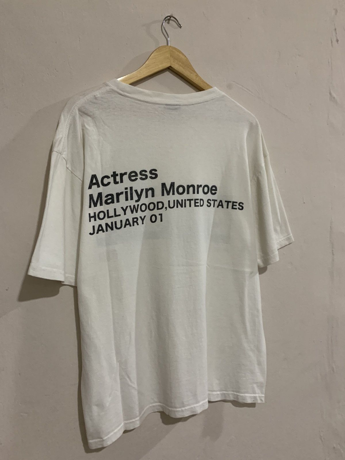 Band Tees Vintage Marilyn Monroe Box Logo tees Size US L / EU 52-54 / 3 - 6 Thumbnail