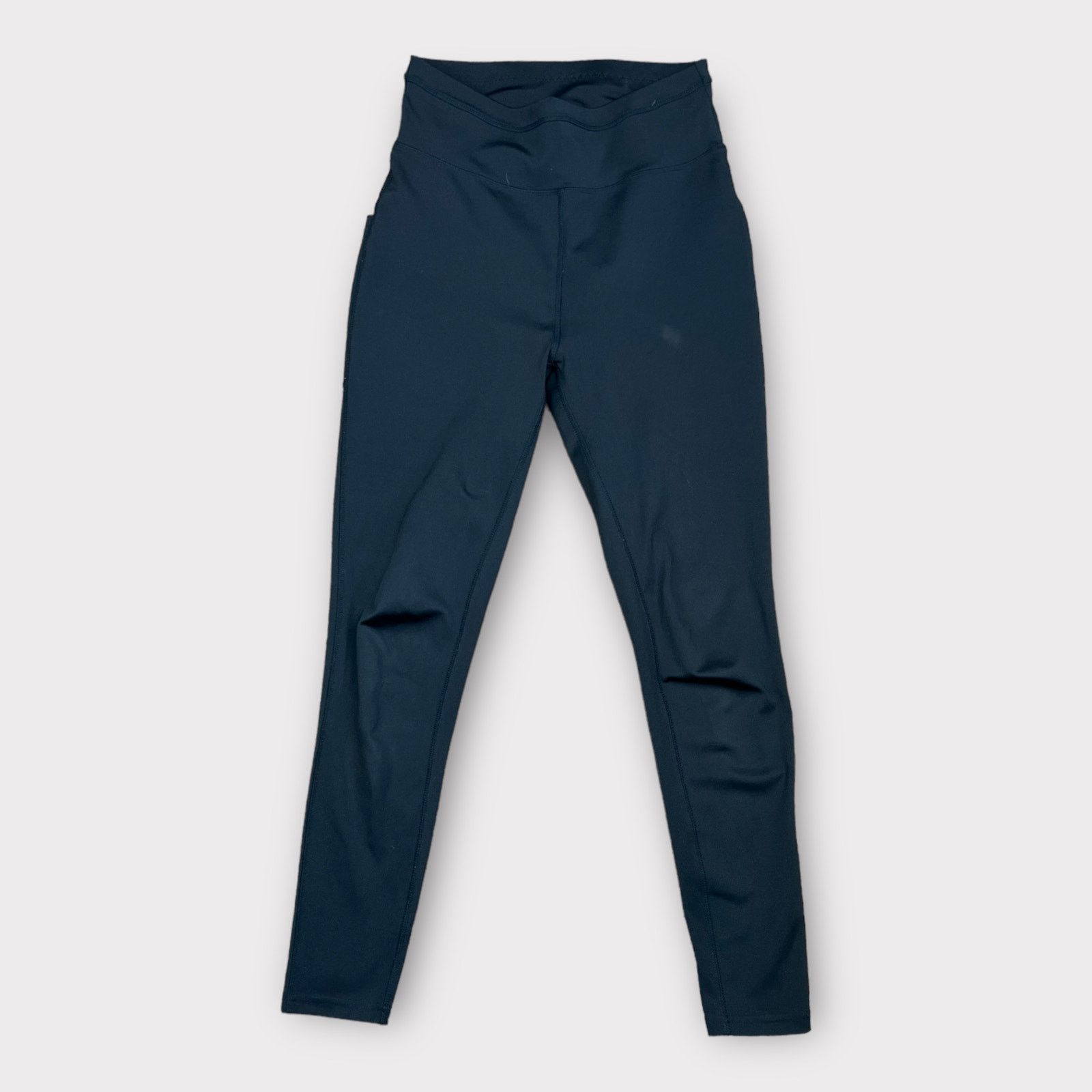 Macys Versatile Black Pocket Leggings | Medium | Stylish Comfort Size 30" / US 8 / IT 44 - 1 Thumbnail