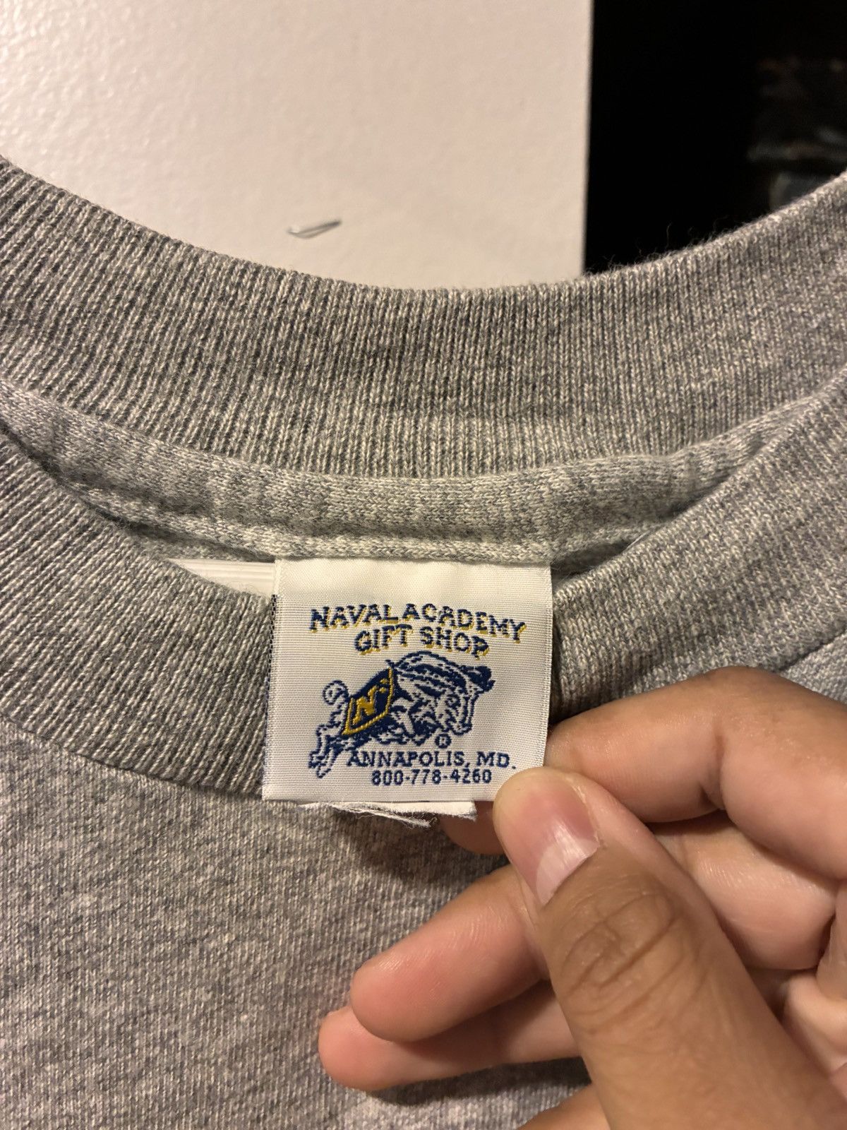 Vintage Navy Football T-Shirt Made in USA Size US L / EU 52-54 / 3 - 2 Thumbnail