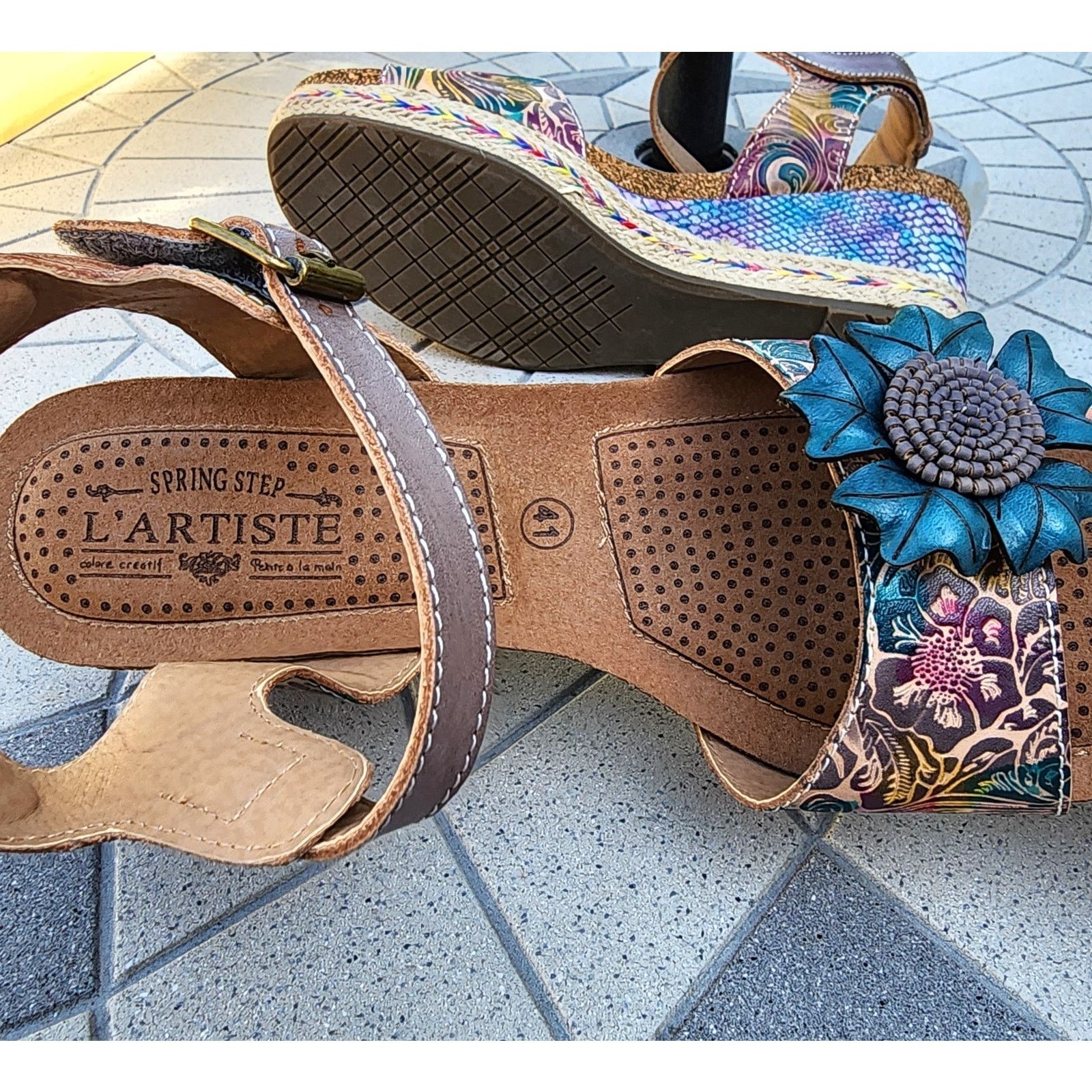 Designer L'Artiste Spring Step Annmarie Embossed Strap Wedge Sandals Size US 10.5 / IT 40.5 - 5 Thumbnail