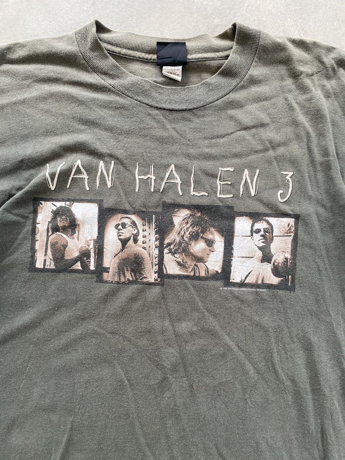 Giant VINTAGE GIANT VAN HALEN 3 BAND TEE Size US XL / EU 56 / 4 - 2 Thumbnail