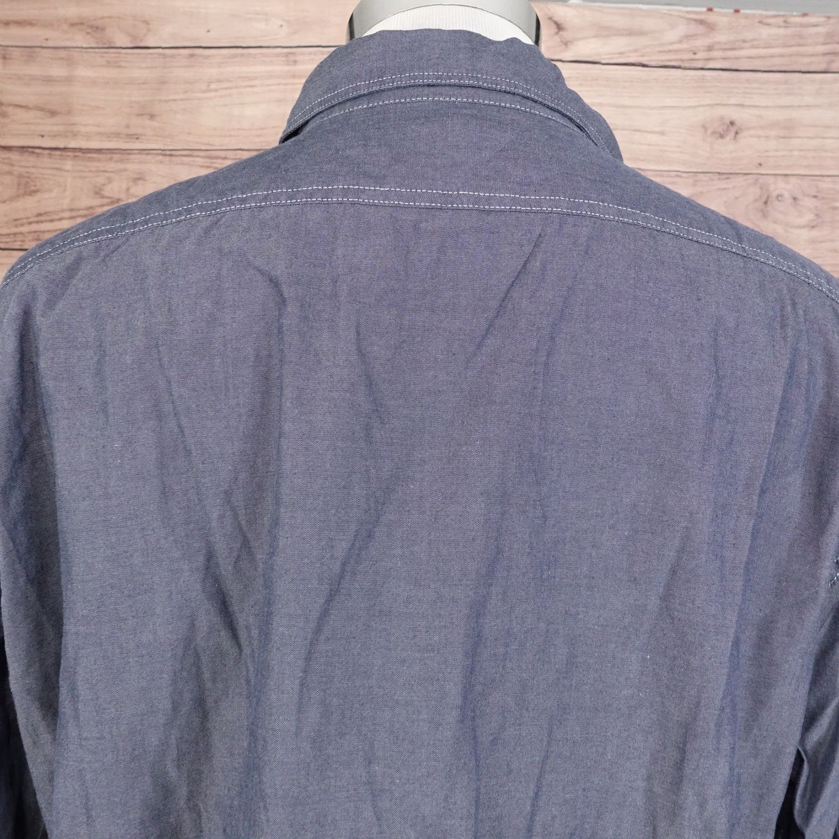 Gap VINTAGE Gap Men's Long Sleeve Button-Down Shirt XL Gray Solid Business Casual Formal Workwear Size US XL / EU 56 / 4 - 8 Thumbnail