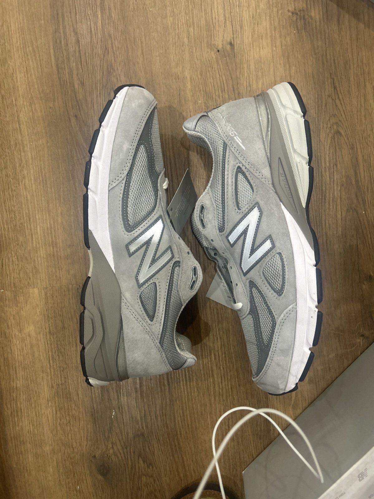 New Balance New Balance 990v4 Grey Size US 12 / EU 45 - 2 Thumbnail