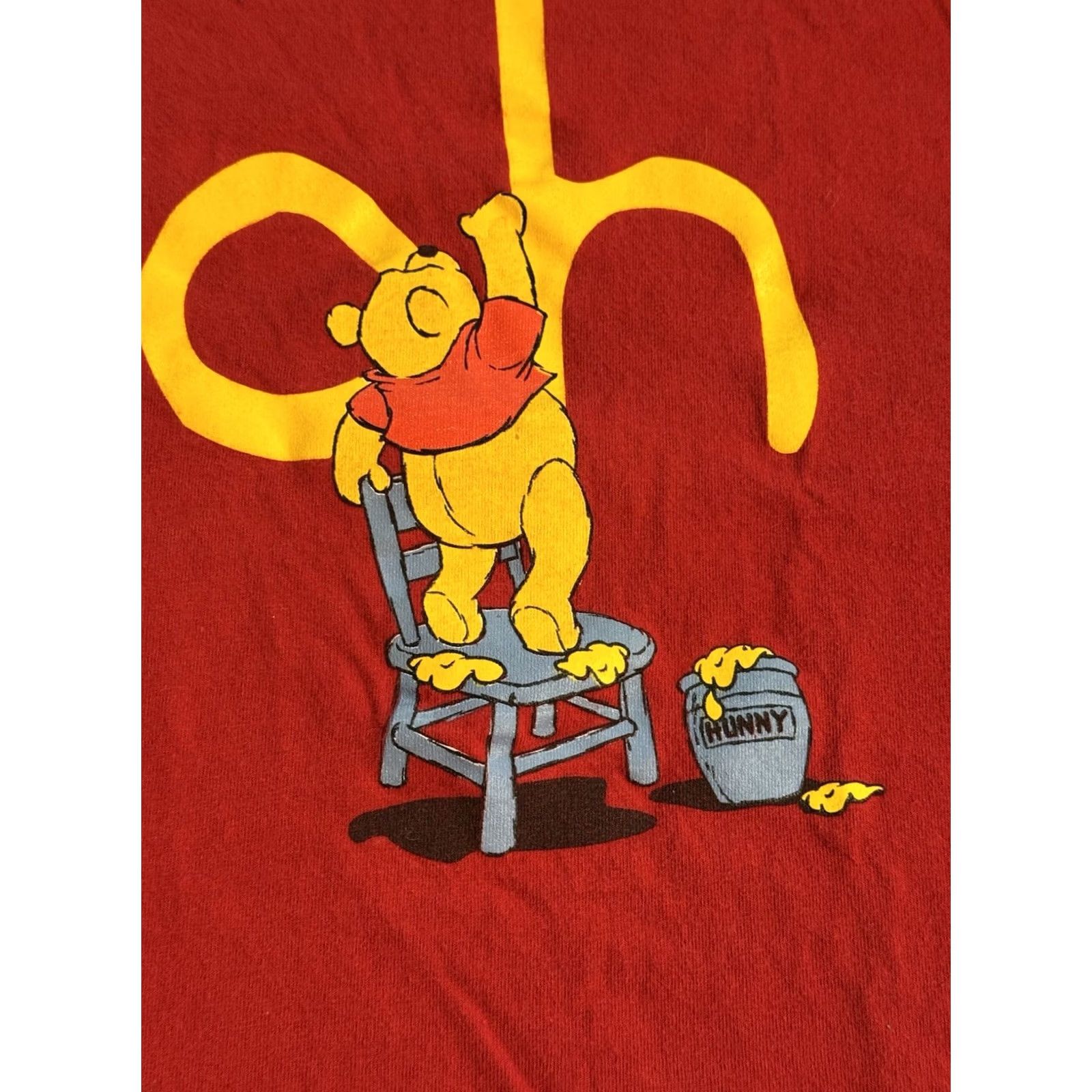 Disney VINTAGE Disney POOH Jar Of Honey T Shirt XL Red Made In USA 90s Cartoon Mens Size US XL / EU 56 / 4 - 3 Thumbnail