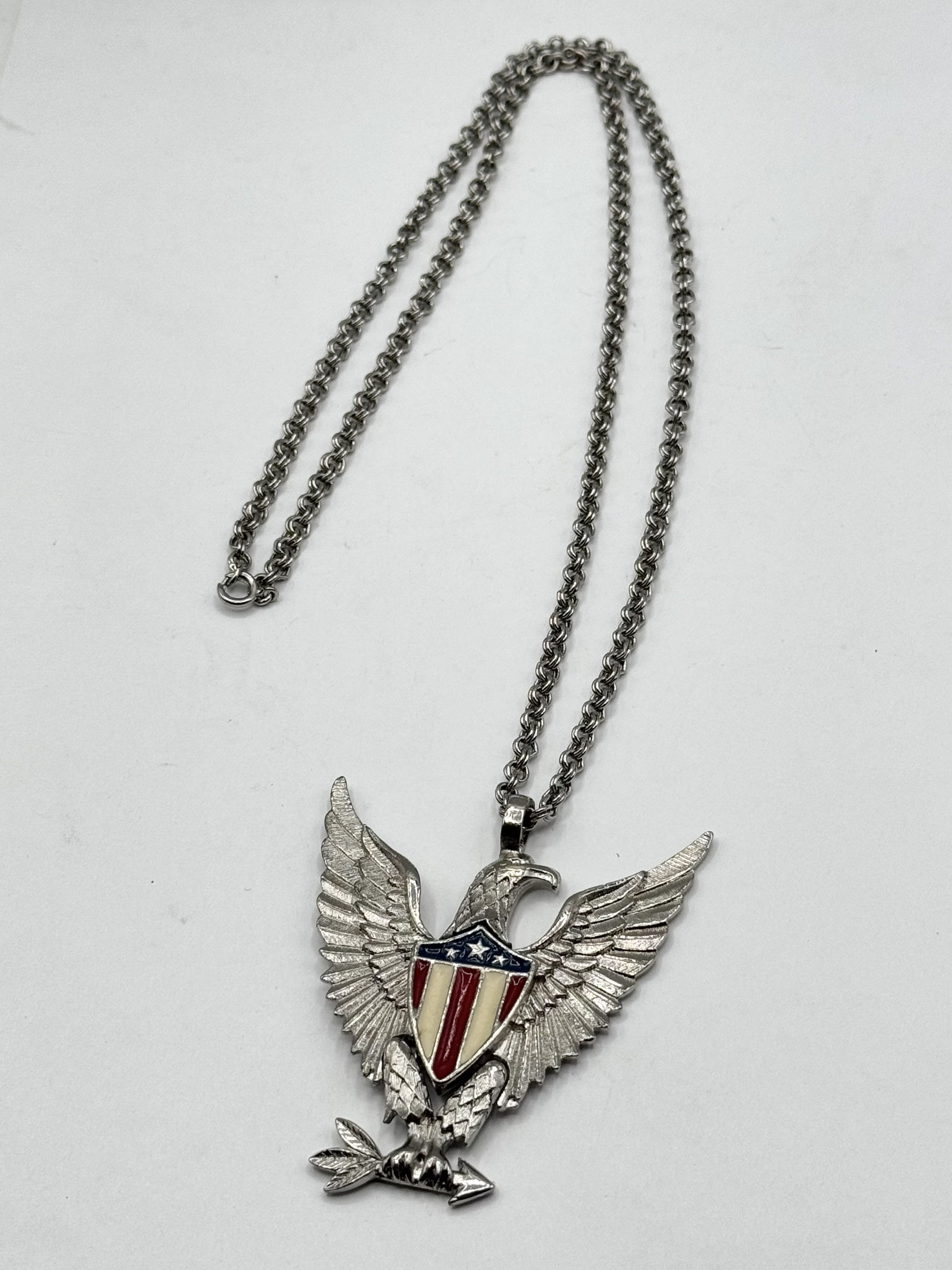 Vintage Vintage articulating American Eagle enamel pendant necklace Size ONE SIZE - 2 Thumbnail