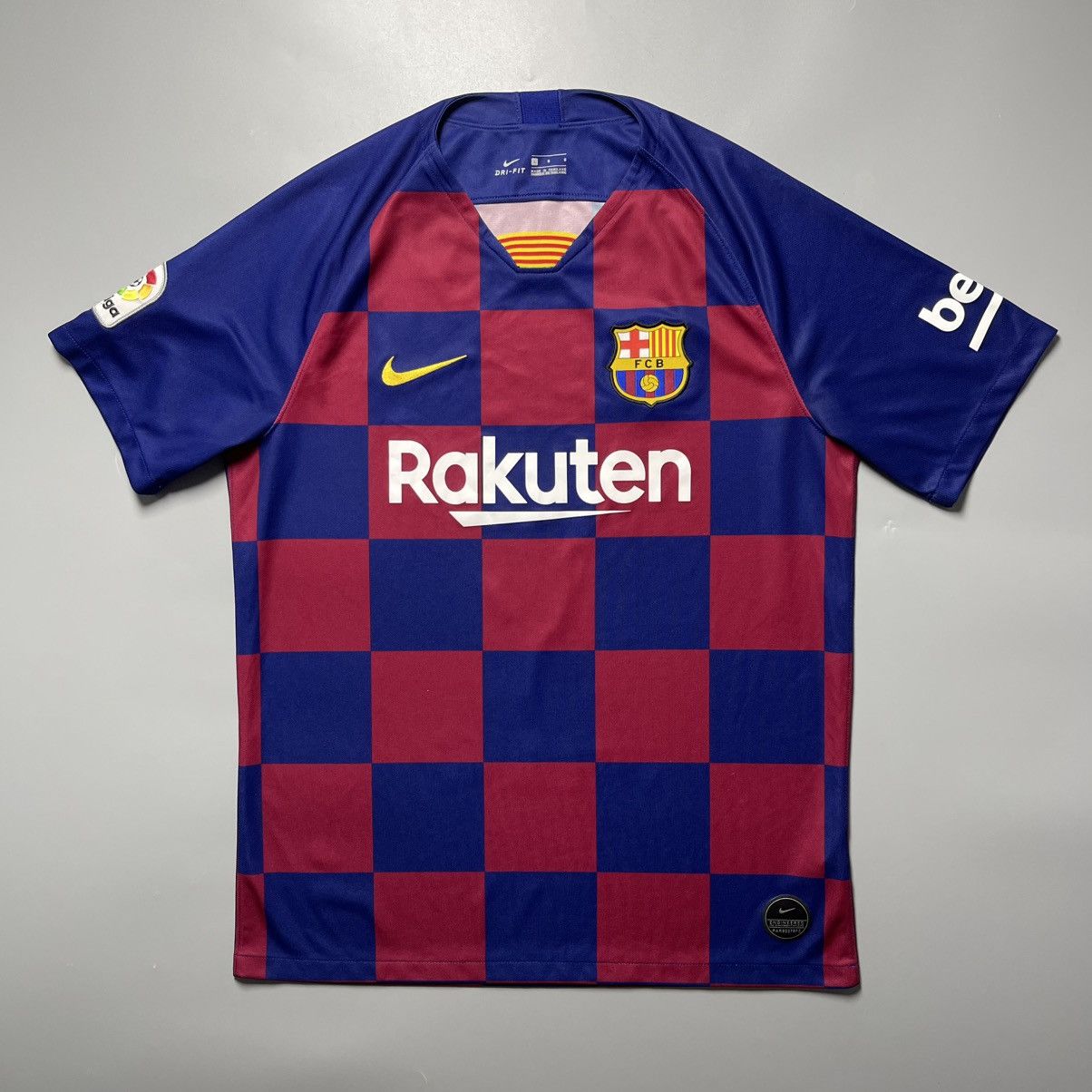 Vintage BARCELONA NIKE 2019/2020 FOOTBALL HOME JERSEY #10 MESSI Size US L / EU 52-54 / 3 - 2 Thumbnail