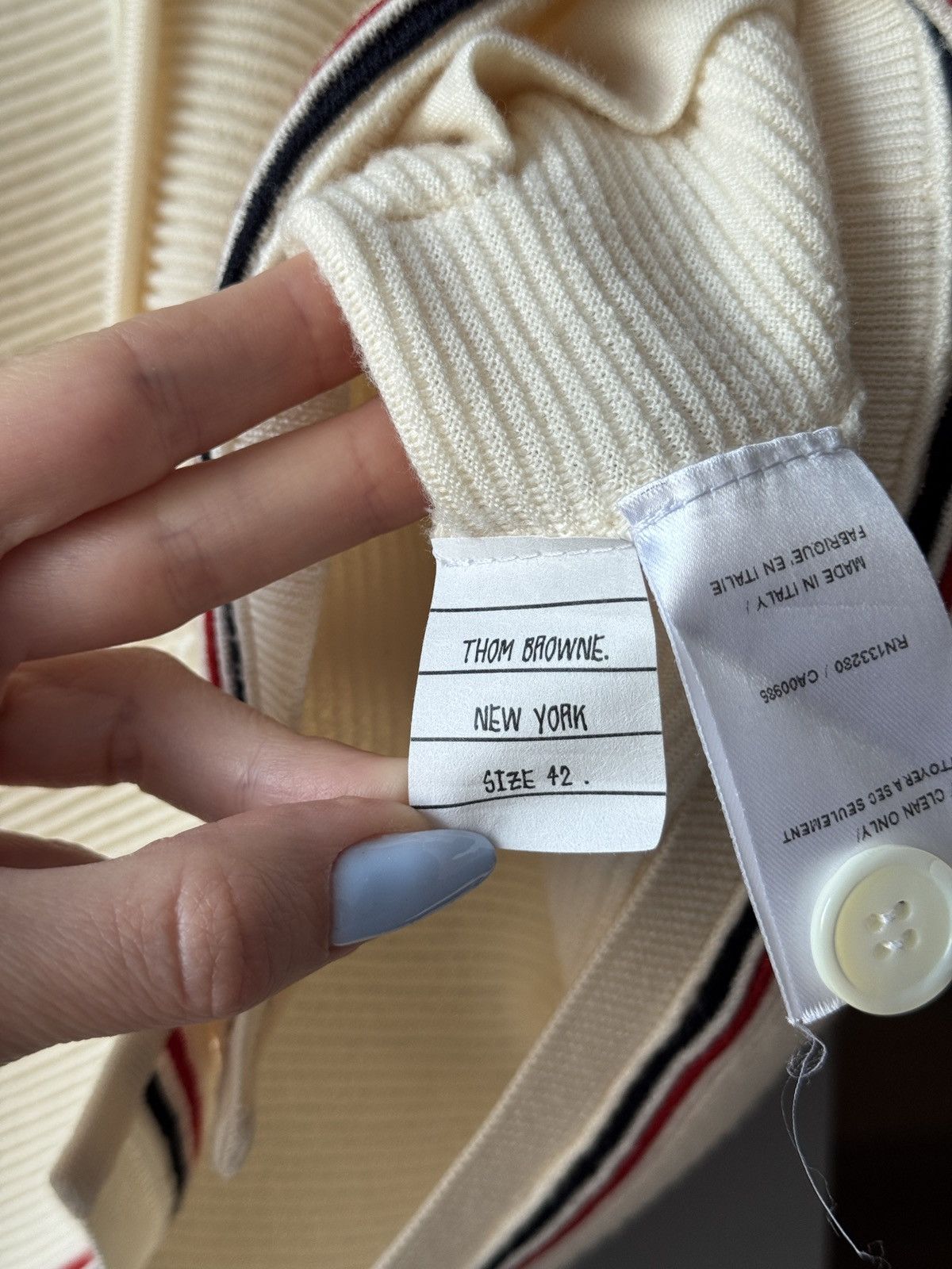 Thom Browne Thom Browne Textured Stitch Relaxed Fit V Neck Cardigan Size M / US 6-8 / IT 42-44 - 3 Thumbnail