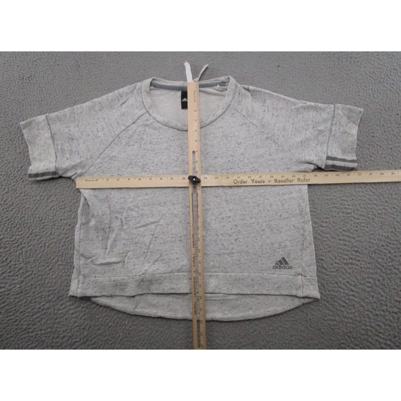 Adidas Adidas Sweatshirt Street Crop Short Sleeve Sport Gray L Women Pullover Activewear Casual Sports Size L / US 10 / IT 46 - 5 Thumbnail