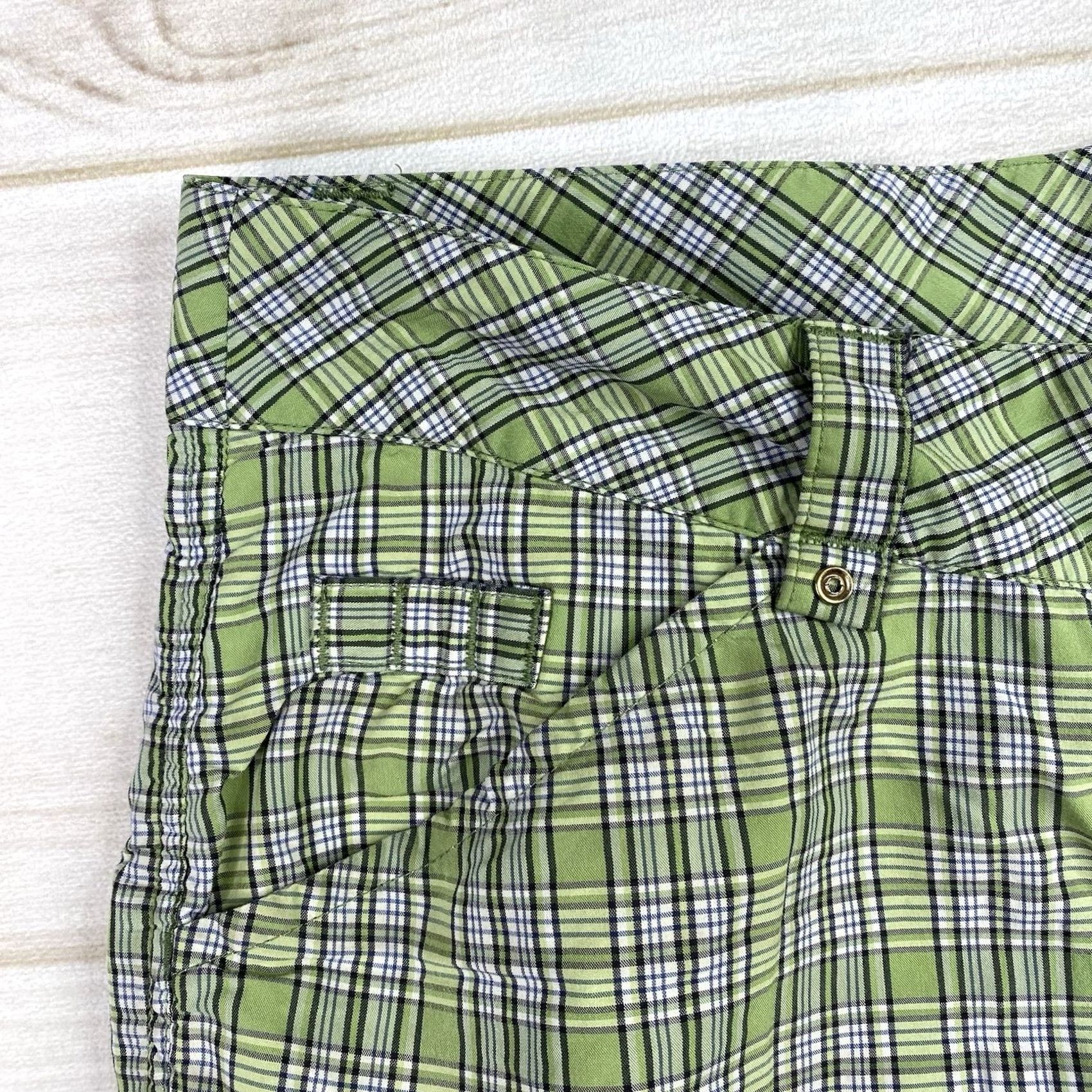 Vintage Lolë Lole Bermuda Shorts Womens 10 Green Plaid Roll Up Leg Stretch Water Resistant Bermuda shorts Green Plaid 10 Womens Size 32" / US 10 / IT 46 - 3 Thumbnail