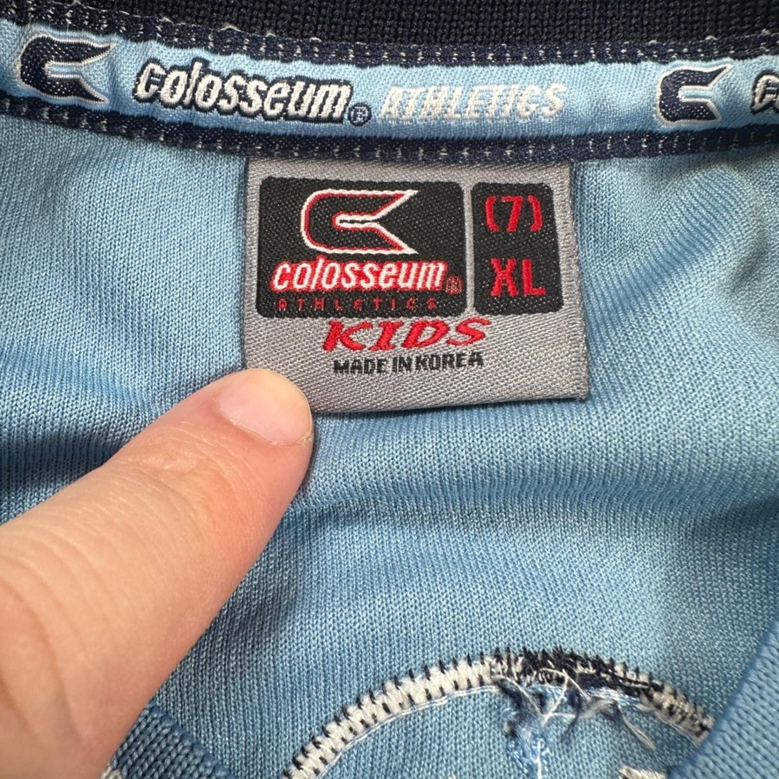 Colosseum Athletics Vintage UNC Tar Heels Kids Youth XL Basketball Jersey 2 Size US XL / EU 56 / 4 - 4 Thumbnail