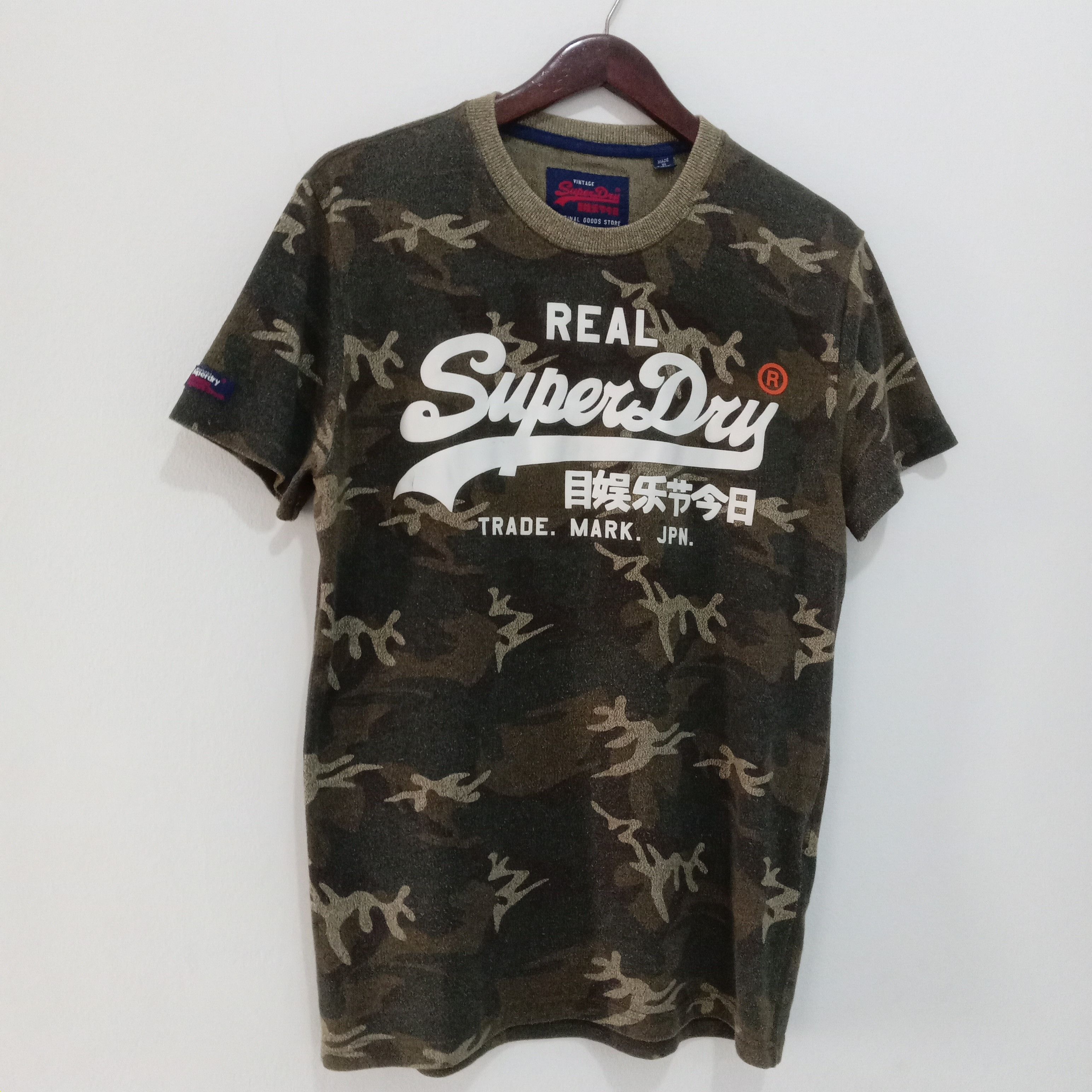 Japanese Brand × Superdry Superdry camo logo design Size US M / EU 48-50 / 2 - 2 Thumbnail