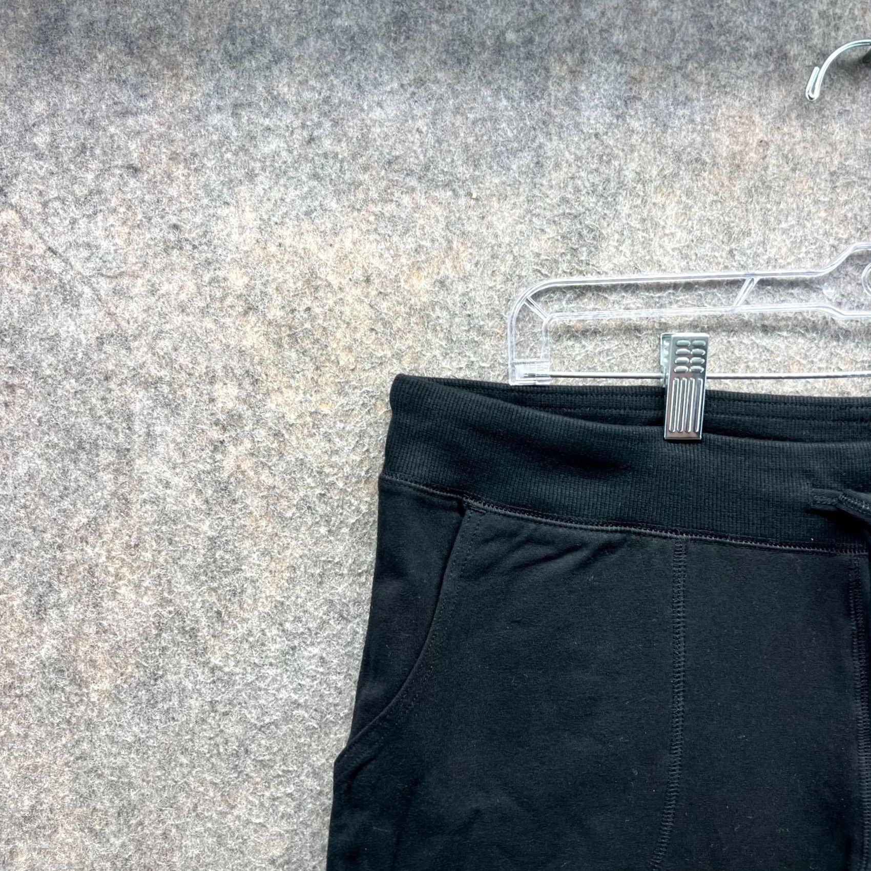 Champion Champion Shorts Womens Large Black Capri Stretch Fleece Drawstring Regular Size 36" / US 14 / IT 50 - 7 Thumbnail