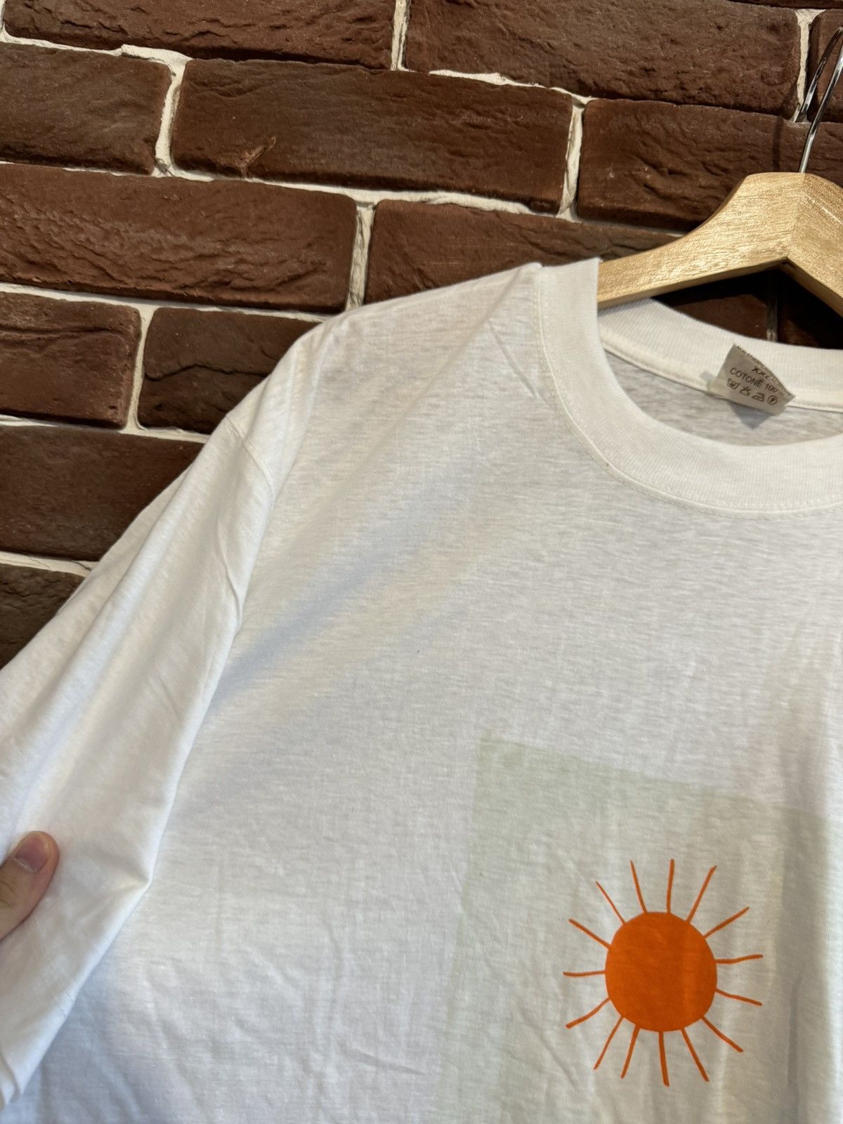 Fiorucci Vintage 90s Fiorucci Sun Flower Art Tee Hype Designer 2 whit Size US XXL / EU 58 / 5 - 7 Thumbnail