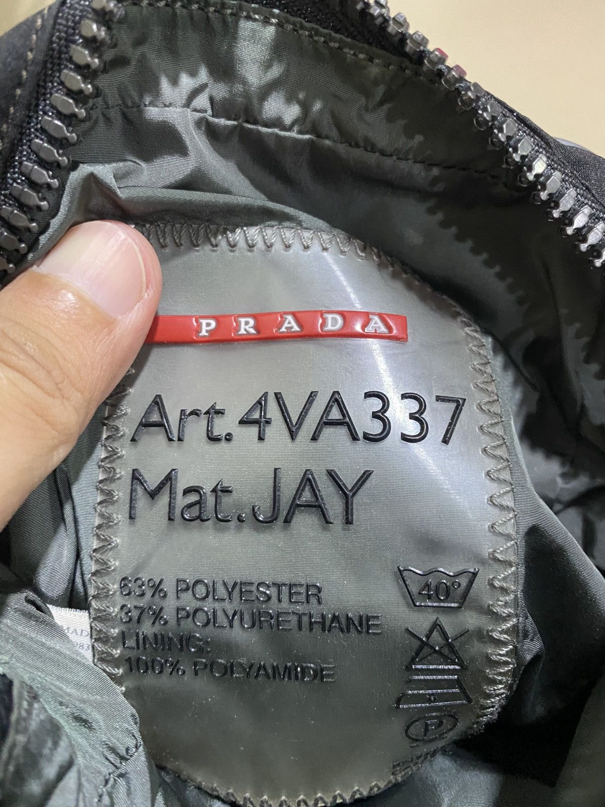 Prada Authentic Prada Sling Art.4VA337 Mat.JAY Bag Size ONE SIZE - 21 Thumbnail