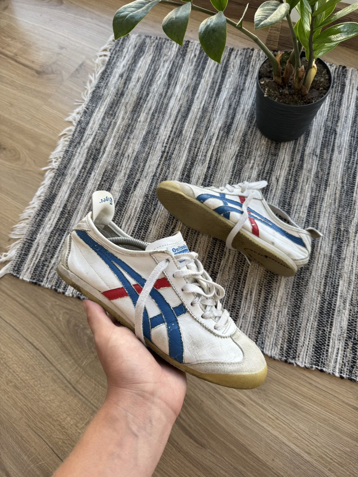 Asics Asics Onitsuka Tiger Mexico 66 Vintage Leather White shoes Size US 9 / IT 39 - 1 Thumbnail