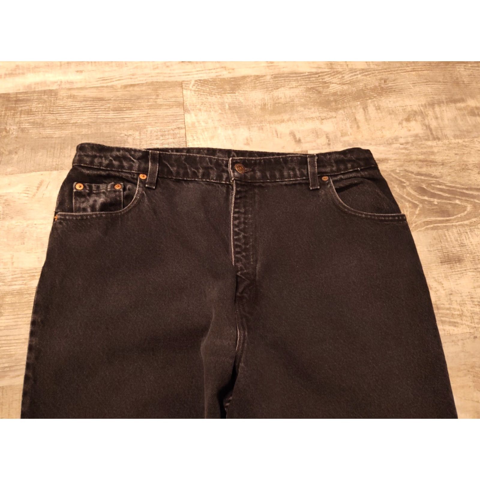 Levi's VINTAGE Levi's 550 Jeans Women's Black High Rise Relaxed Tapered 35x30 1992 USA Mens/ Womens (adjust gender as applicable) Size 40" / US 18 - 3 Thumbnail