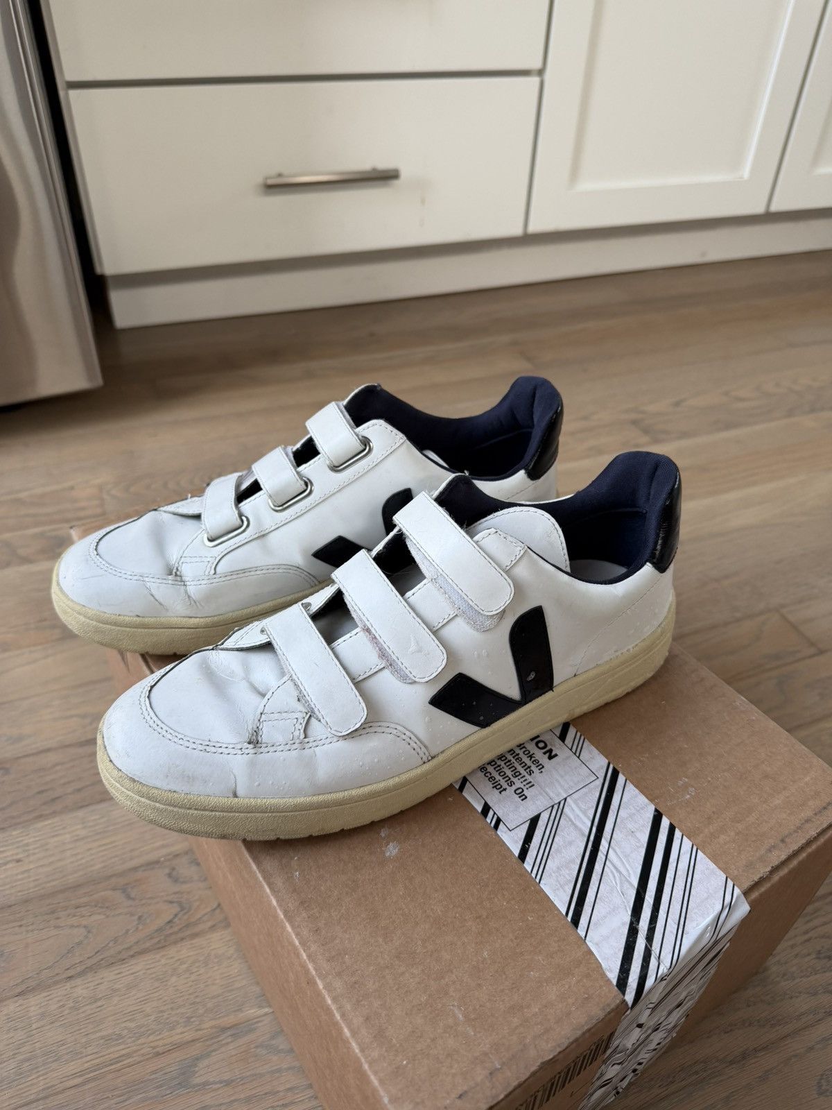 Veja Veja Recife Low tops Size US 10.5 / EU 43-44 - 1 Thumbnail