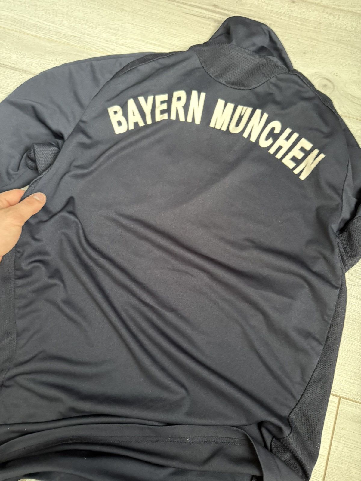 Adidas × Vintage Bayern Munchen Soccer Jersey Football 2009 kit shirt vintage Size US M / EU 48-50 / 2 - 5 Thumbnail