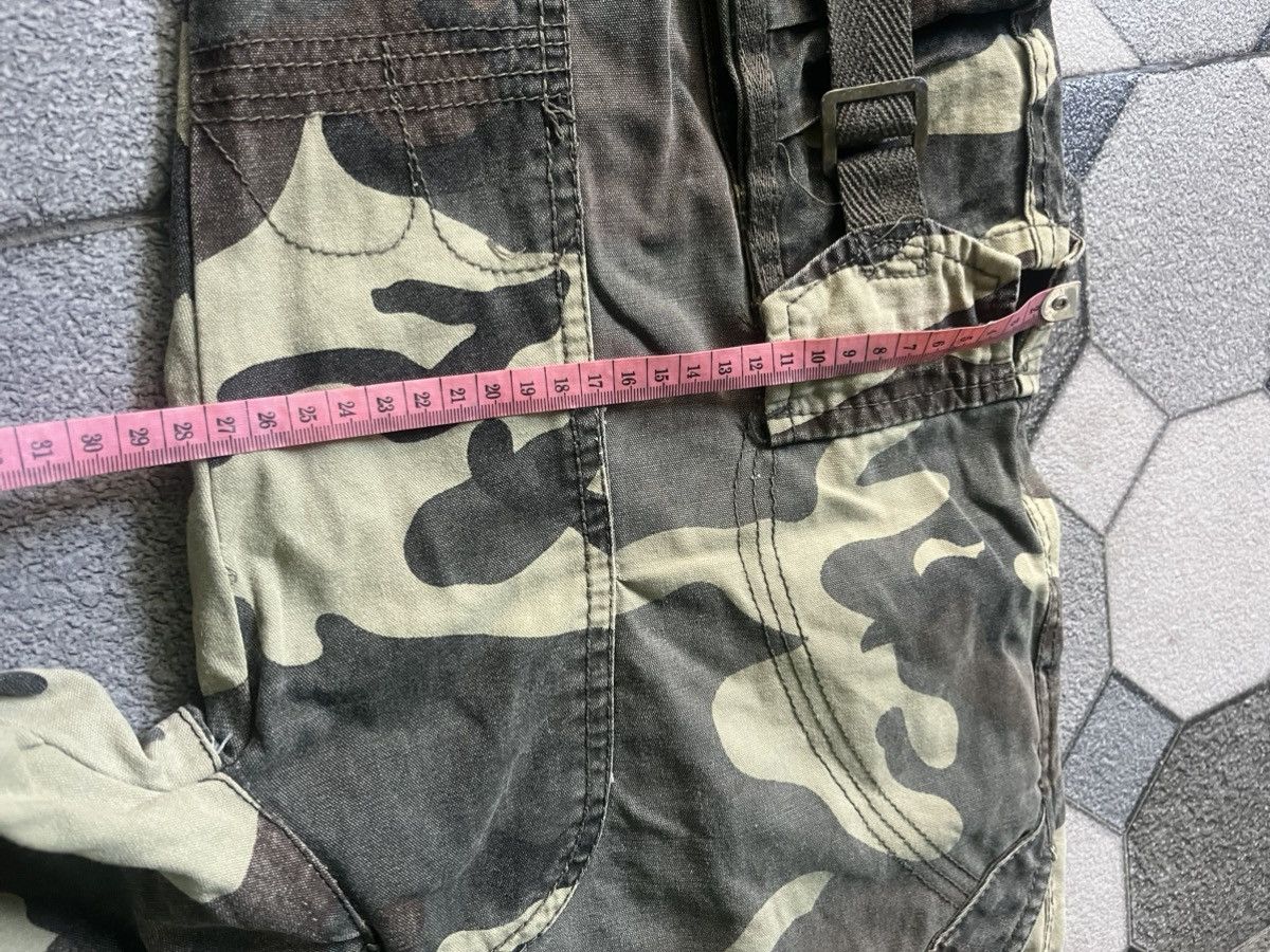 Abercrombie & Fitch Abercrombie & Fitch Camo Cargo Pants Vintge Size US 33 - 10 Thumbnail