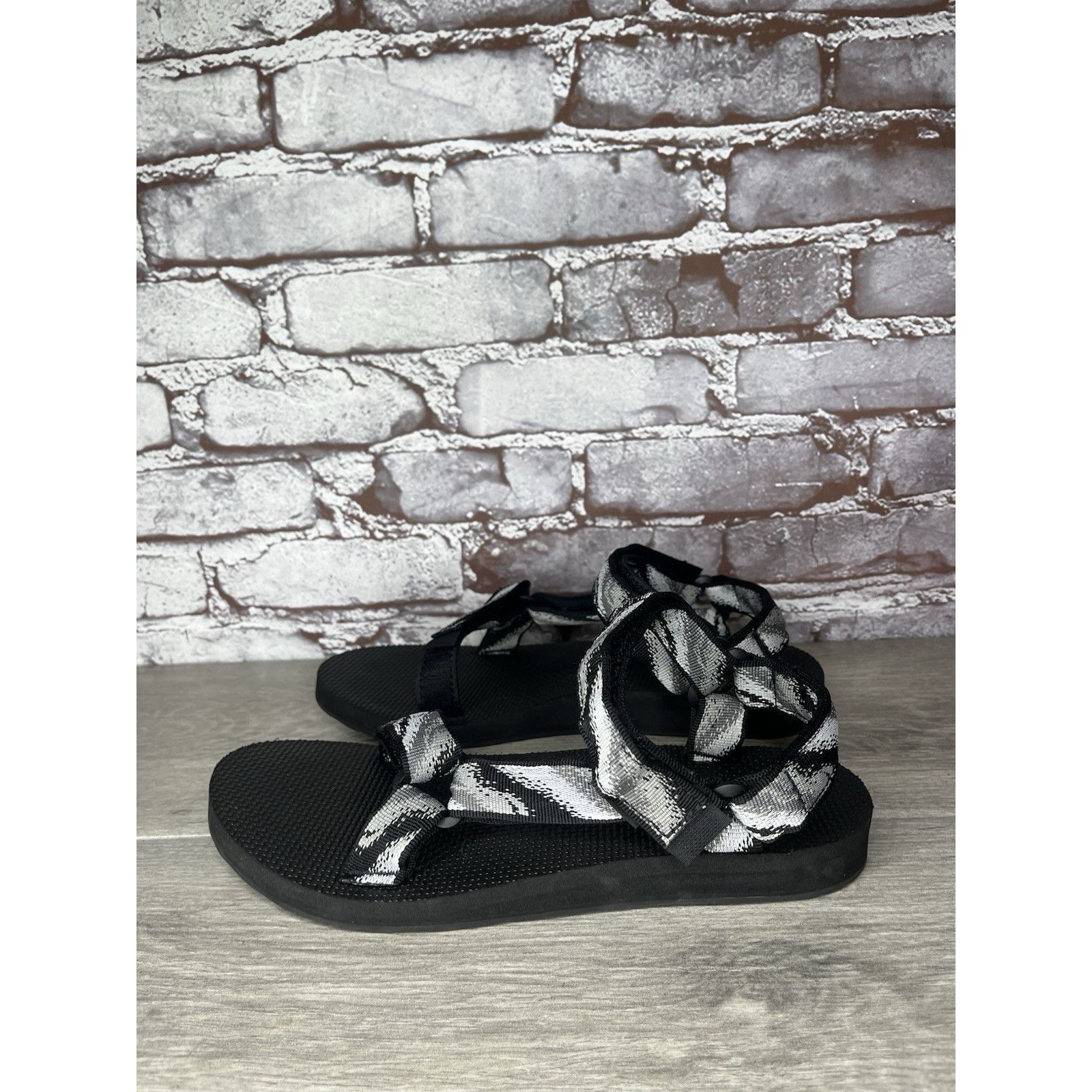 Teva Teva Original Universal Black Gray Back Strap Nylon Sandals Size US 9 / IT 39 - 17 Thumbnail
