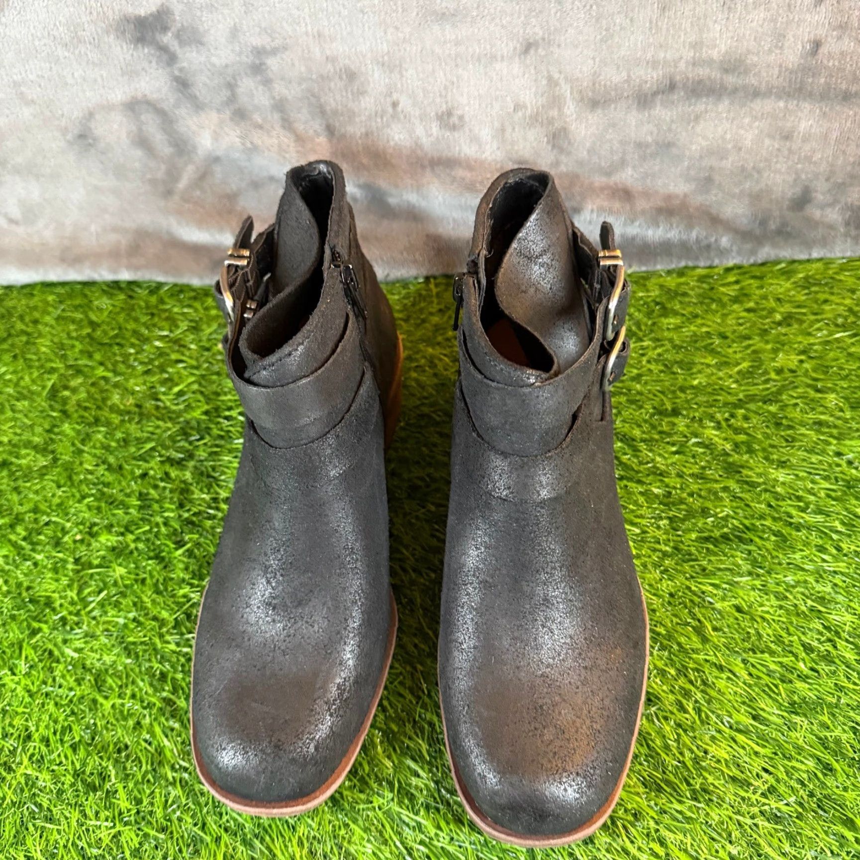 Lucky Brand Lucky Brand Black Metallic Leather Ankle Bootie Womens 6.5M Buckle Zip Block Heel 4.5" Shaft Moto Western Casual Workwear Size US 7 / IT 37 - 4 Thumbnail