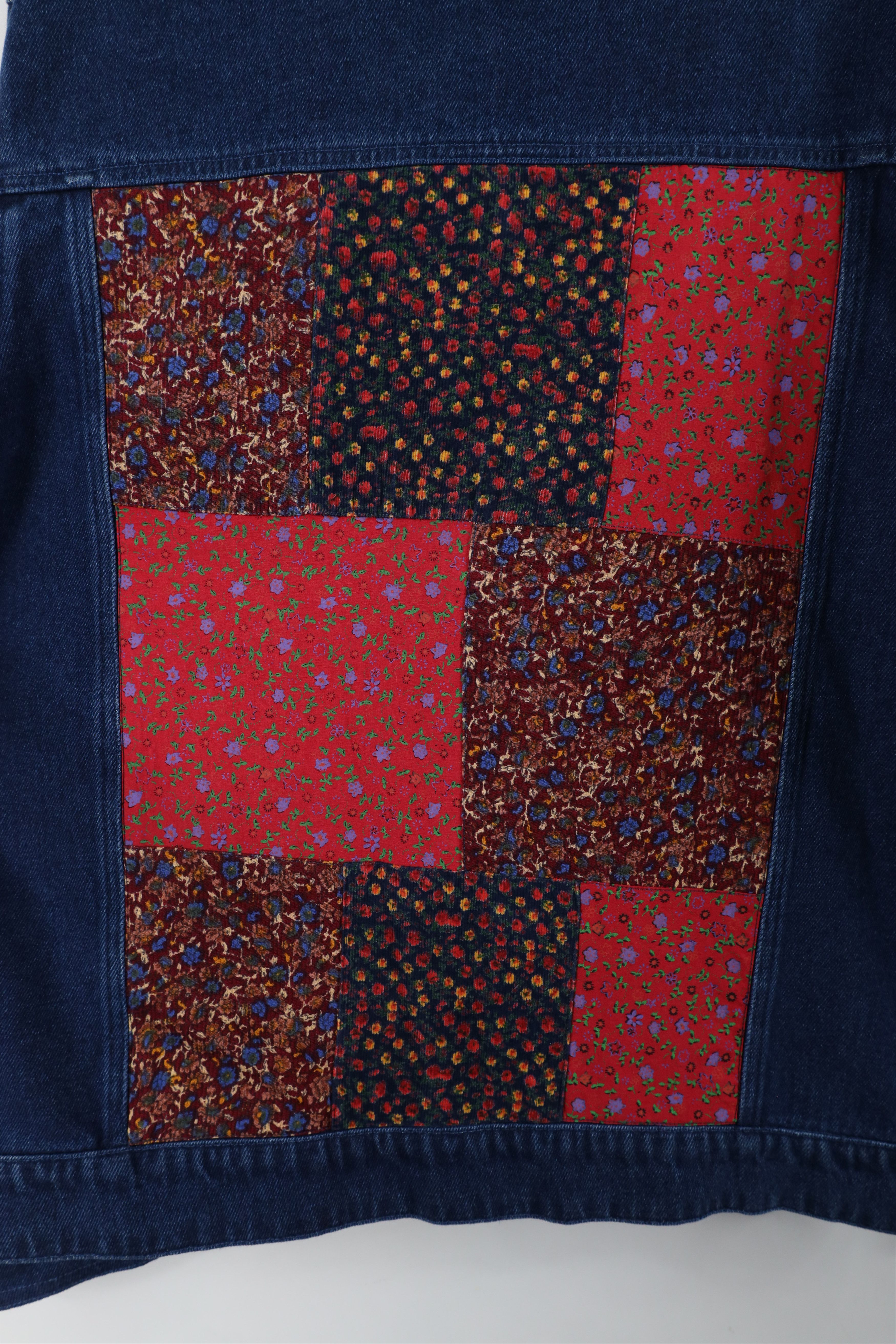 Vintage Vintage 90s Streetwear Patchwork Flower Denim Trucker Jacket Size L / US 10 / IT 46 - 11 Thumbnail