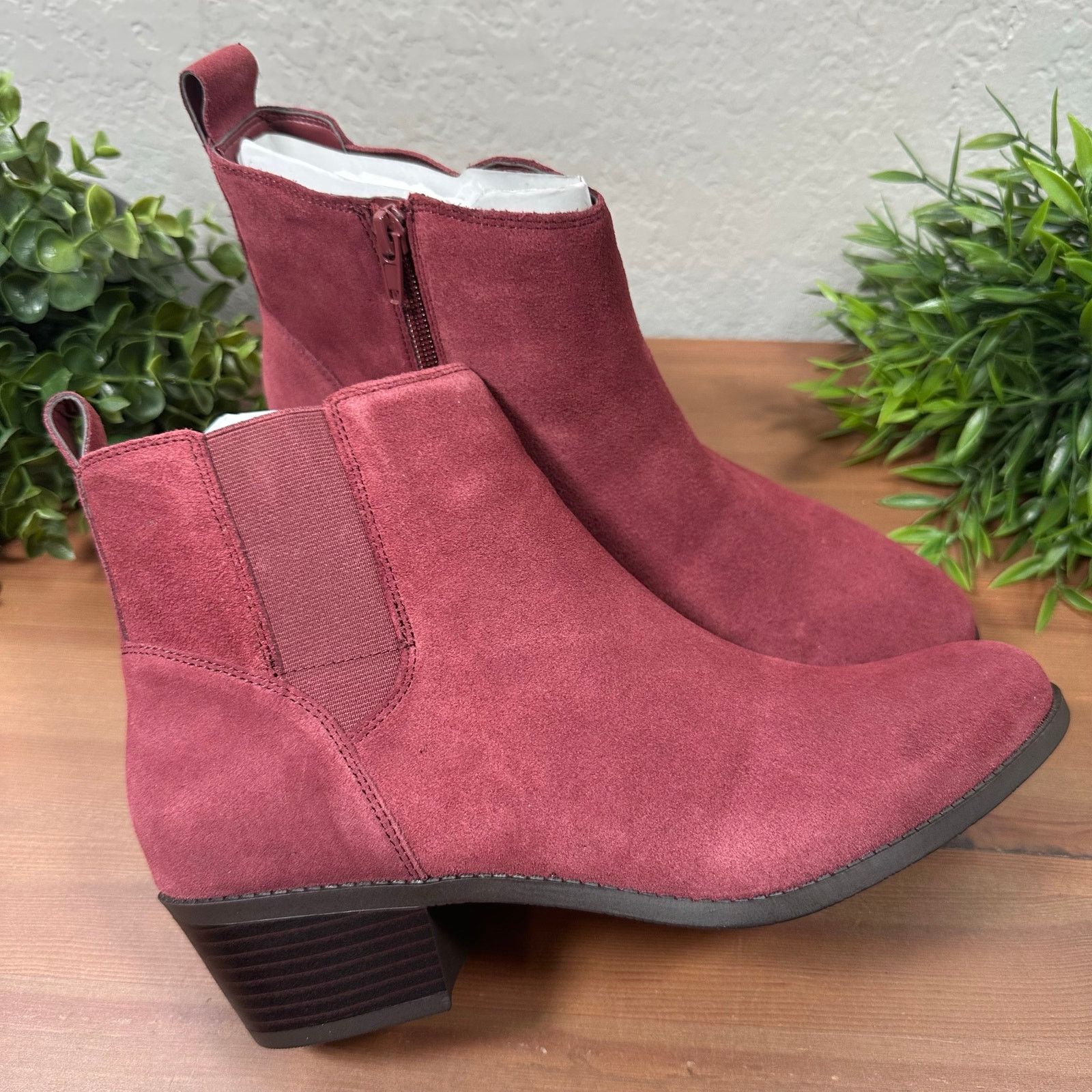 Vionic Vionic Roseland Water-Repellent Suede Ankle Boots Size 10 Size US 10 / IT 40 - 1 Thumbnail