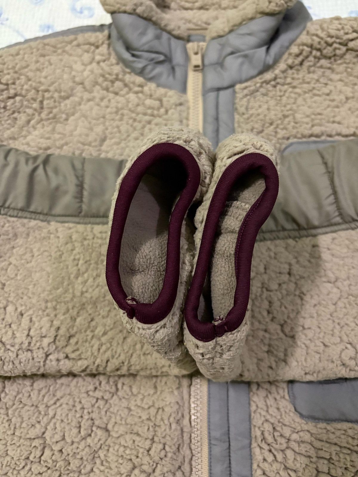 Jun Takahashi × Undercover A/W12 Undercover X Uniqlo UU Sherpa Fleece Design Size US M / EU 48-50 / 2 - 6 Thumbnail