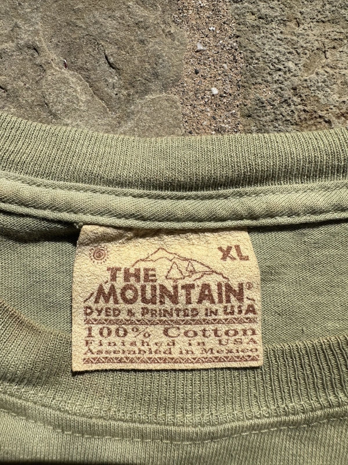 The Mountain Rare Native / Mother Nature The Mountain Tee size XL Size US XL / EU 56 / 4 - 7 Thumbnail