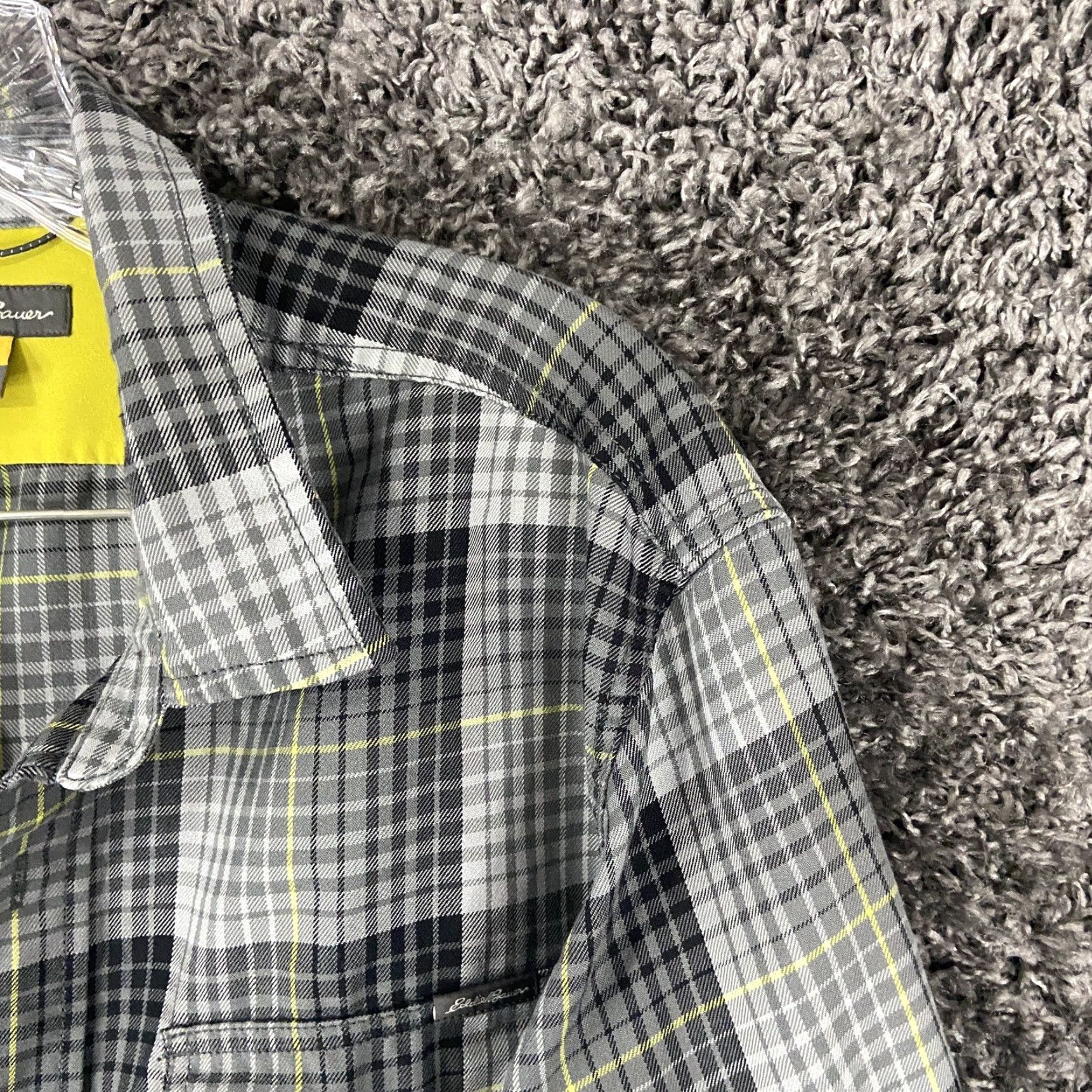 Eddie Bauer Eddie Bauer Shirt Men M Gray Plaid Long Sleeve Button-Up Size US M / EU 48-50 / 2 - 4 Thumbnail