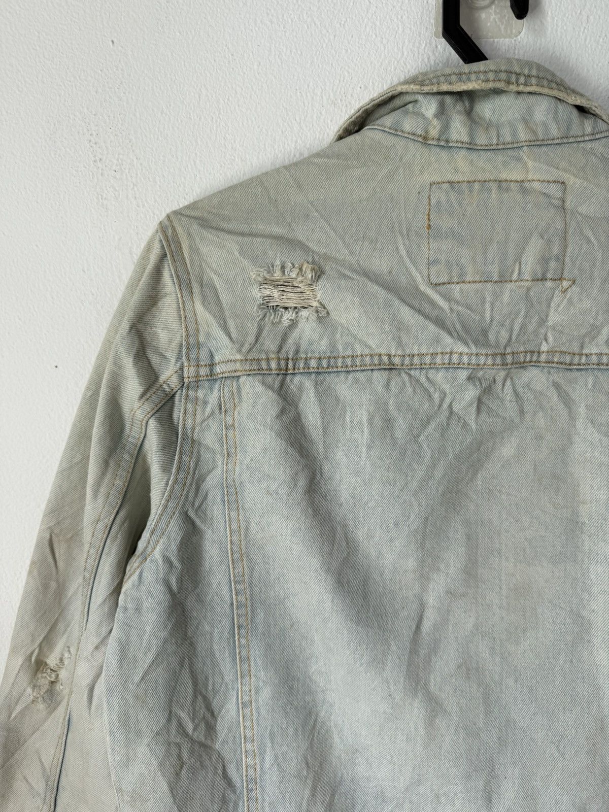 Zara BINDING Zara Denim Man Distress Design Jacket Ripped Style Size US S / EU 44-46 / 1 - 7 Thumbnail