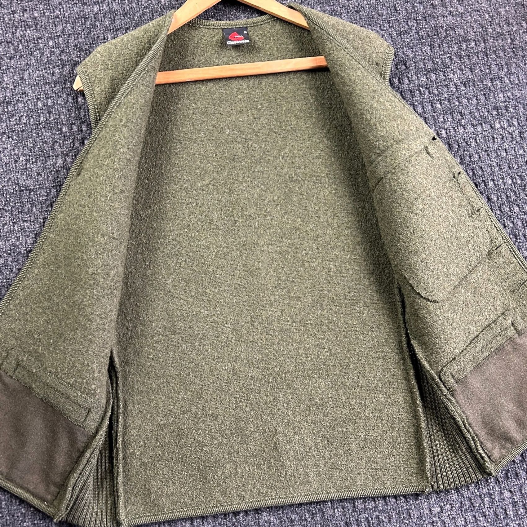 Vintage VINTAGE Giesswein G Tirol Vest Green 50 Pure New Wool Grandpa Thick Heavy Pocket Size US M / EU 48-50 / 2 - 7 Thumbnail
