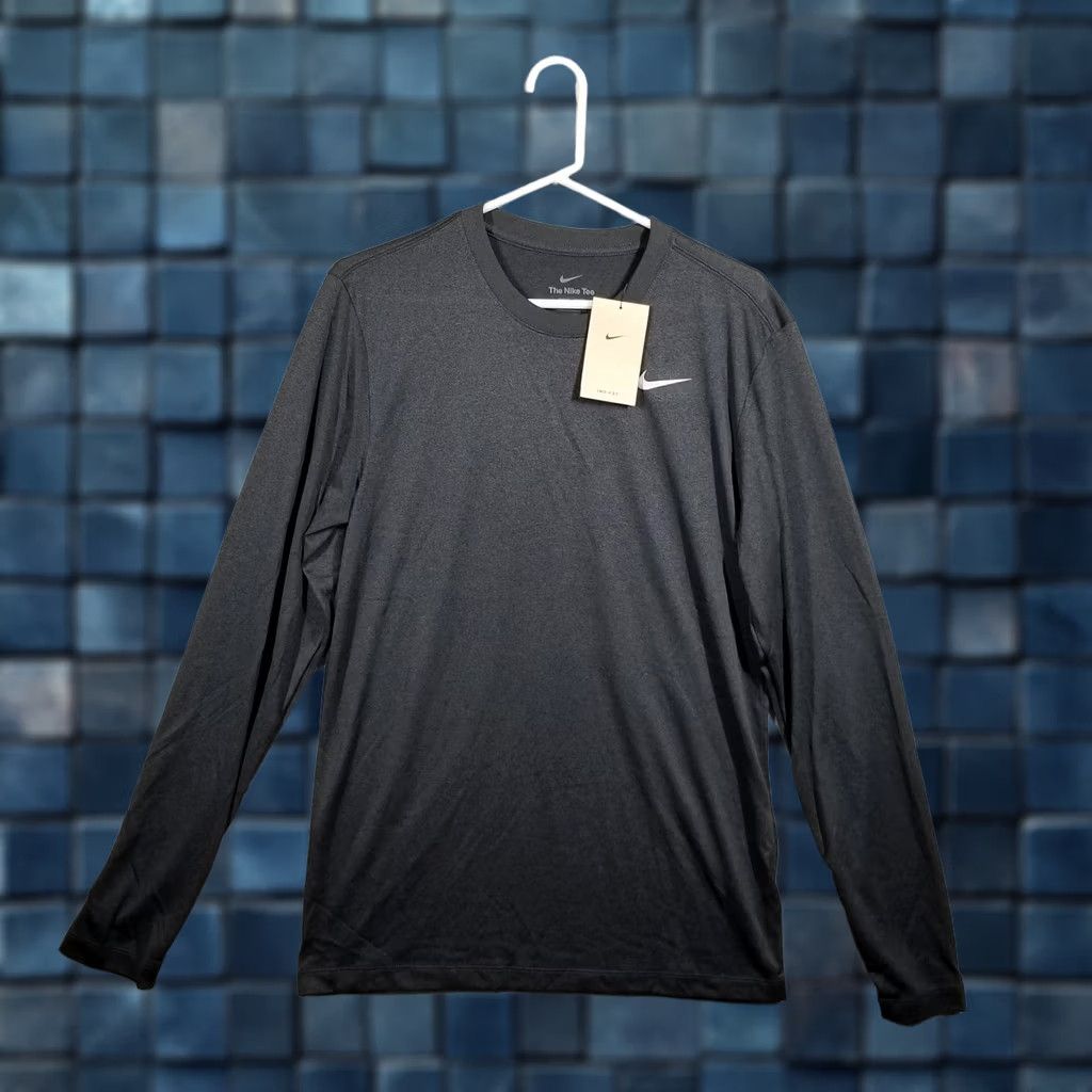Nike Nike Men's Dri-FIT Legend Long-Sleeve S Black Fitness Top DX0993-010 Size US S / EU 44-46 / 1 - 1 Thumbnail
