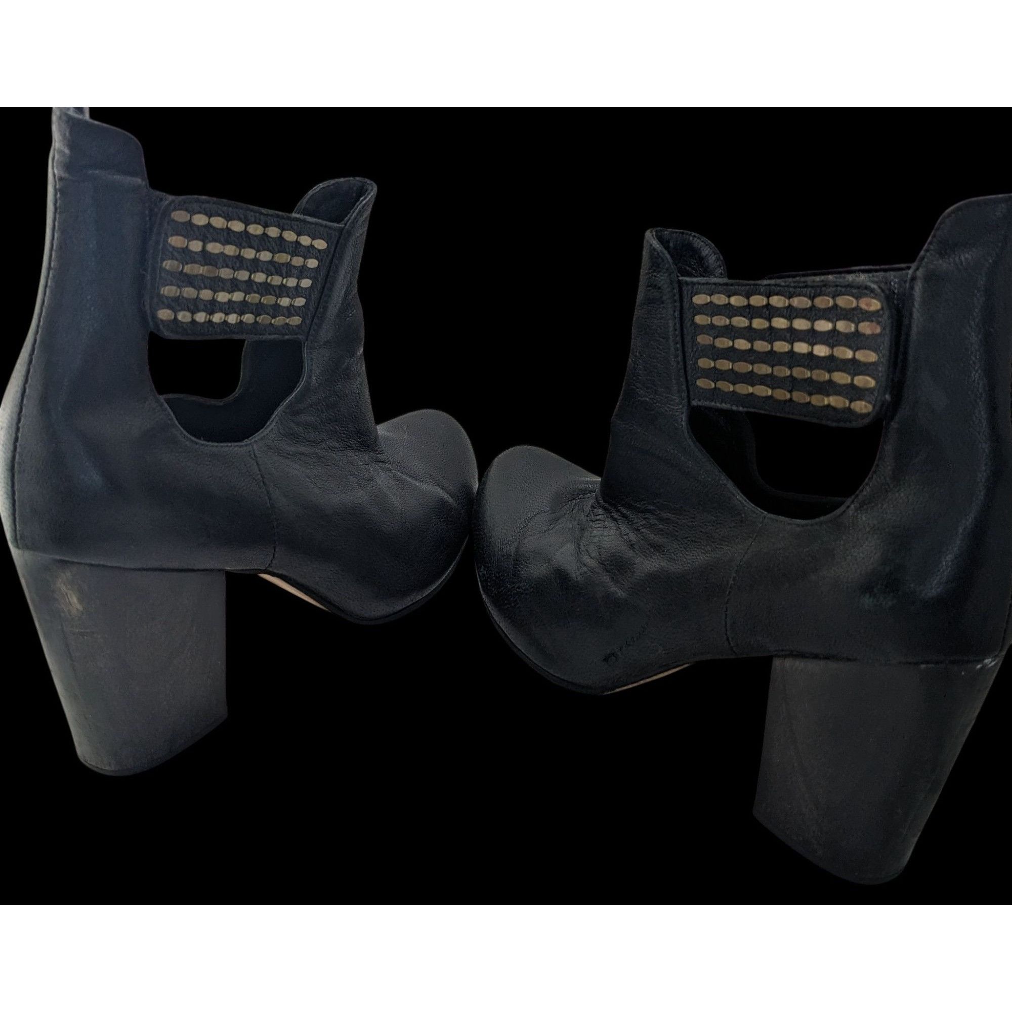 Other Vintage Calleen Cordero Black Cutout Leather Heeled Booties Size US 9 / IT 39 - 9 Thumbnail