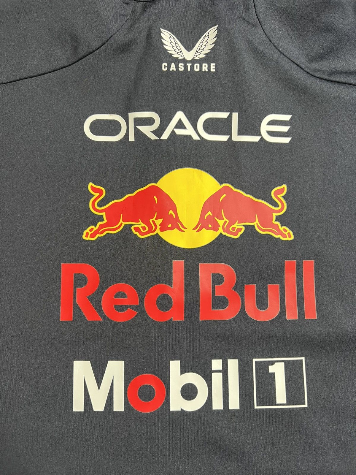 Castore Oracle Red Bull Racing 2025 Team 1/4 3 Zip Midlayer Castore Size US M / EU 48-50 / 2 - 13 Thumbnail