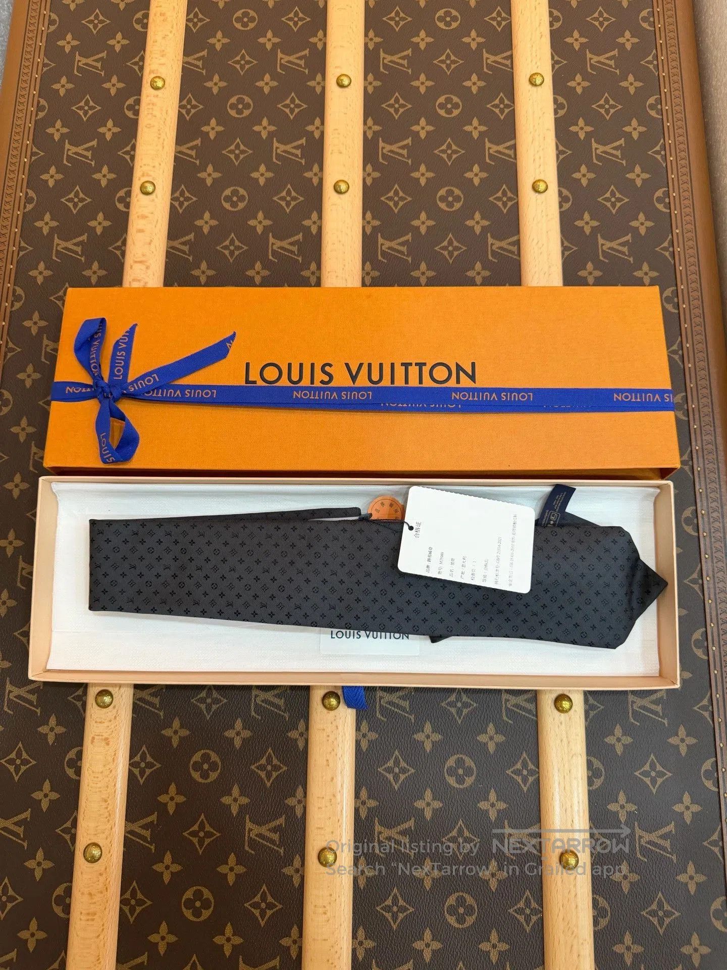 Louis Vuitton Louis Vuitton Monogram Logo Tie. Size ONE SIZE - 3 Thumbnail