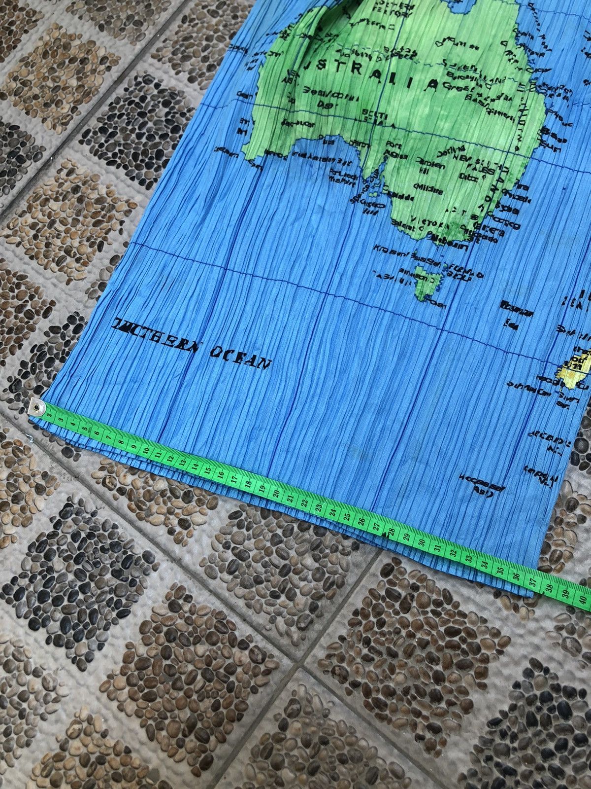 Designer × Issey Miyake OFFERS‼️ 90’s Issey Miyake Pleats Please “World Map” Size S / US 4 / IT 40 - 15 Thumbnail