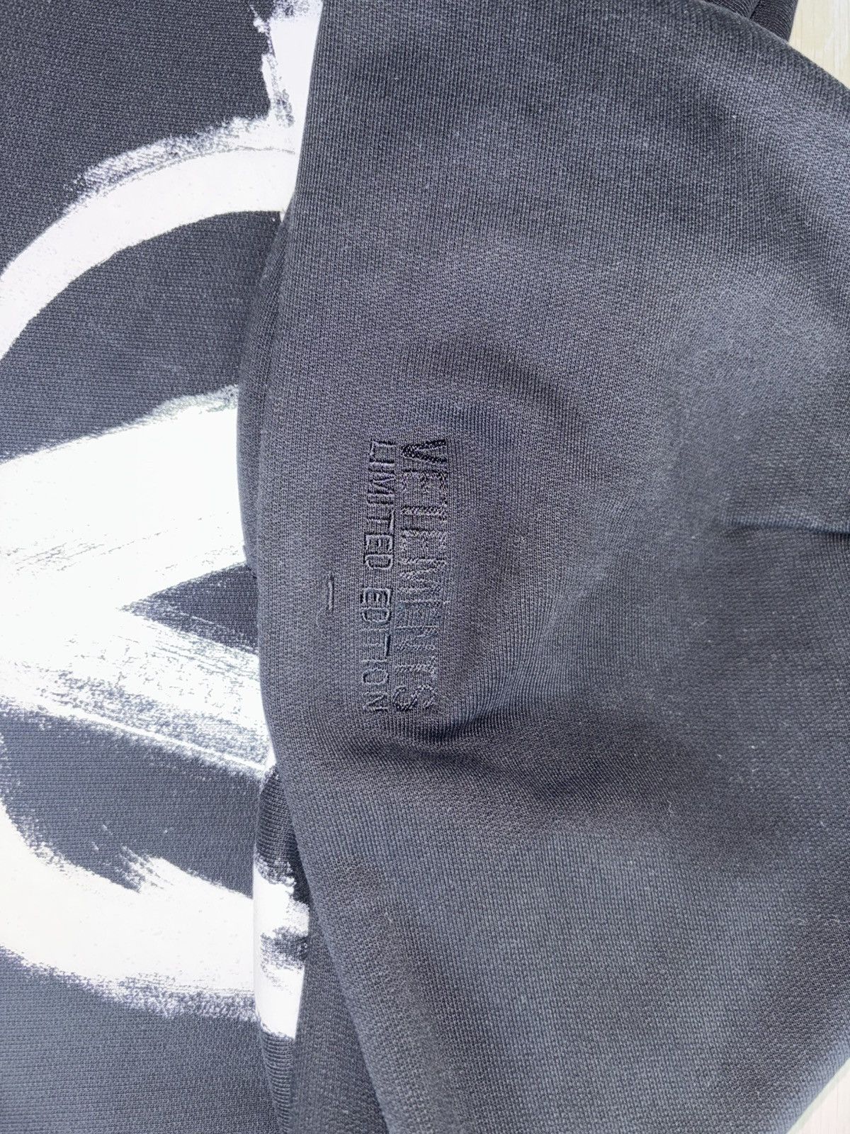 Vetements vetements double anarchy hoodie Size US XL / EU 56 / 4 - 4 Thumbnail