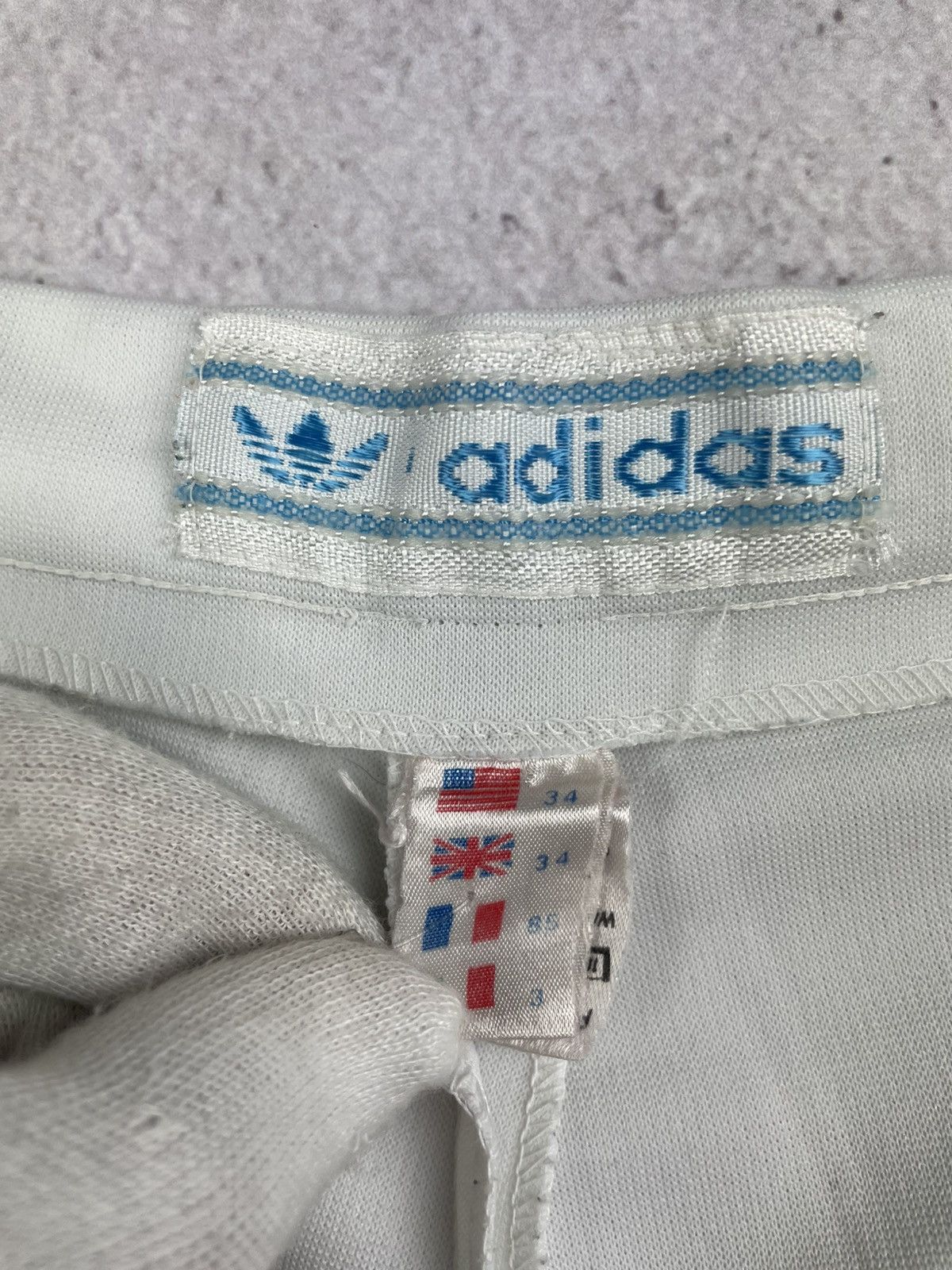 Adidas Vintage Adidas White Shorts S-M Trefoil Logo Stripes Retro Size US 32 / EU 48 - 9 Thumbnail