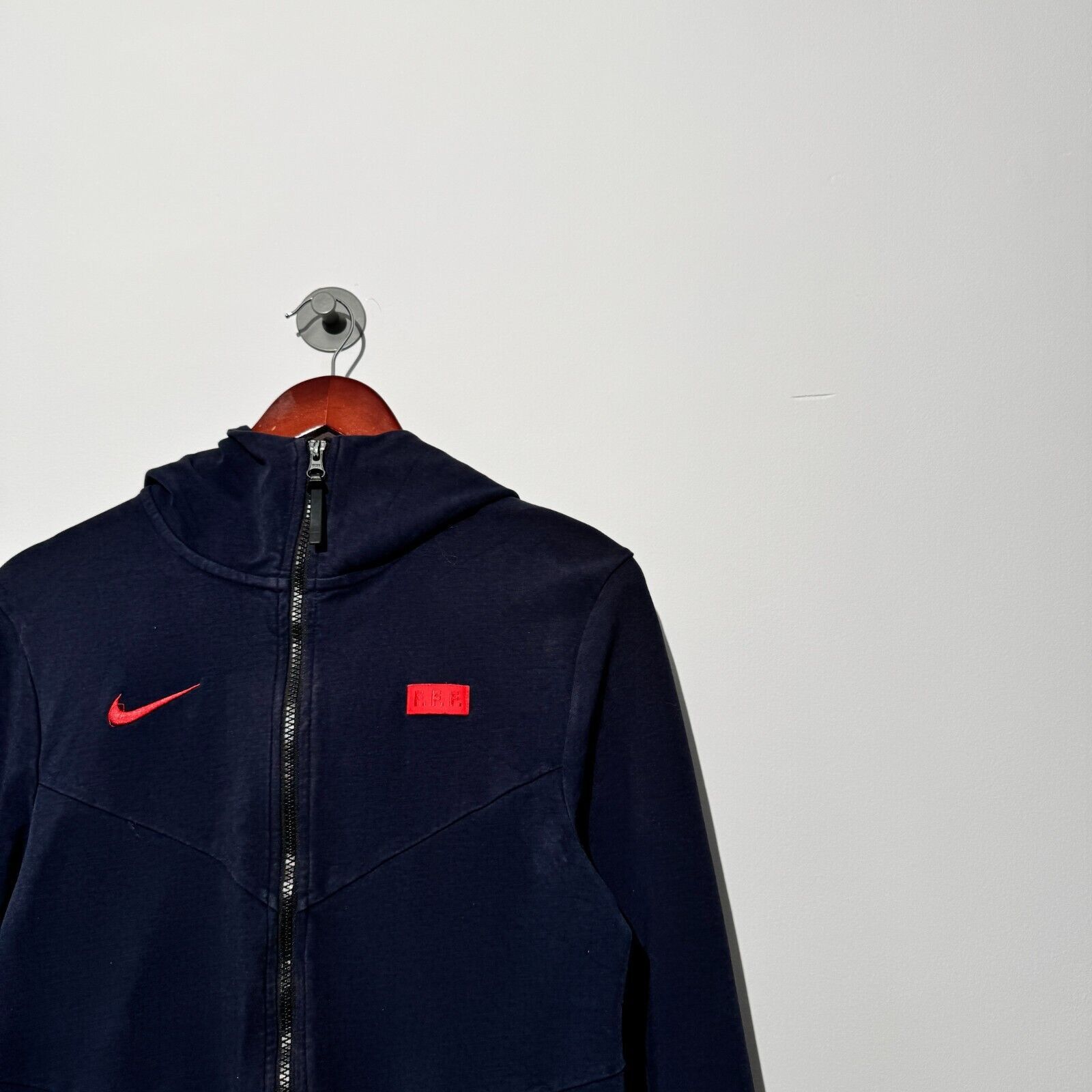 Nike × Vintage Vintage Nike Unisex Navy Blue Polyester Zip Hoodie Size S Size US S / EU 44-46 / 1 - 2 Thumbnail