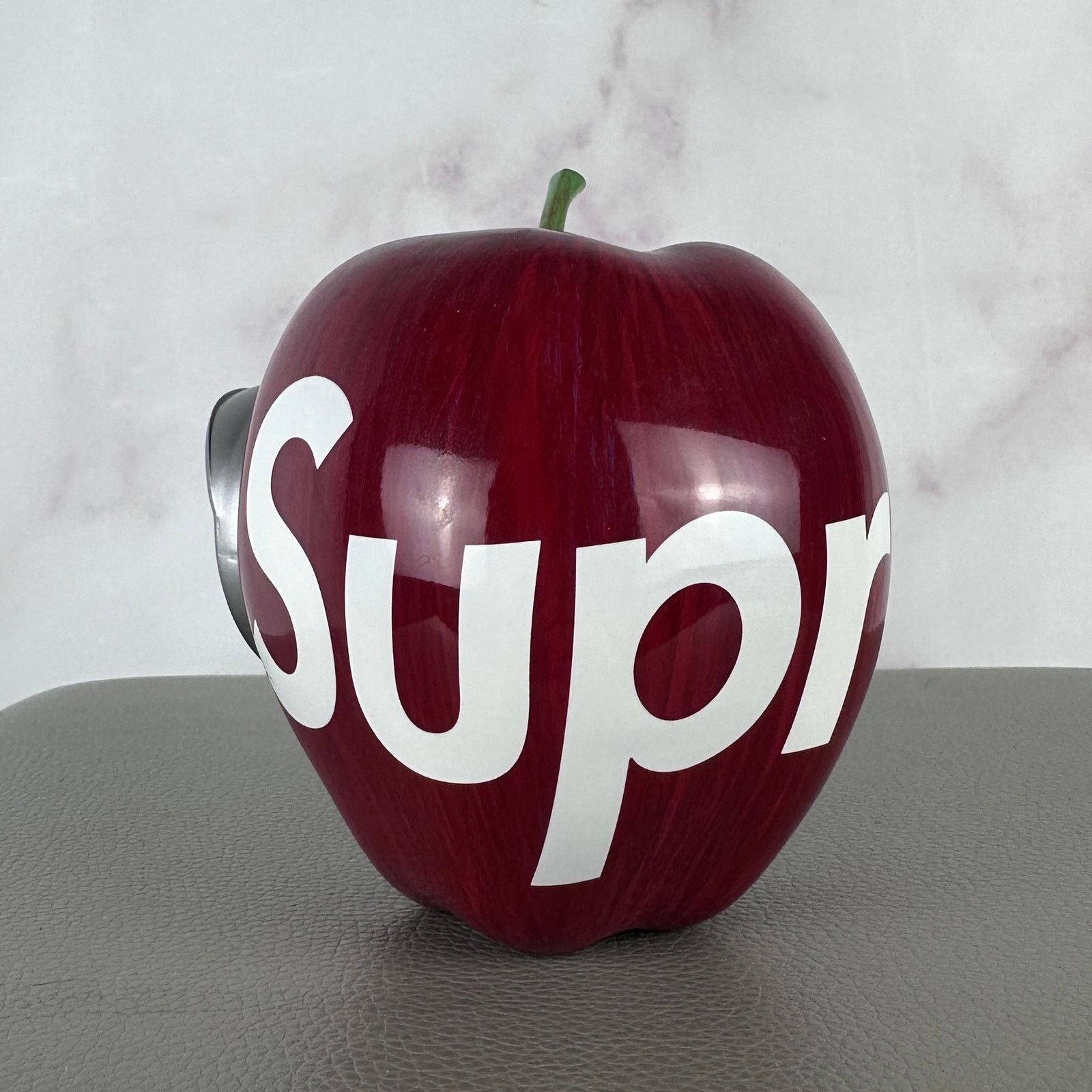 Supreme × Undercover F/W16 Gilapple Light Size ONE SIZE - 3 Thumbnail